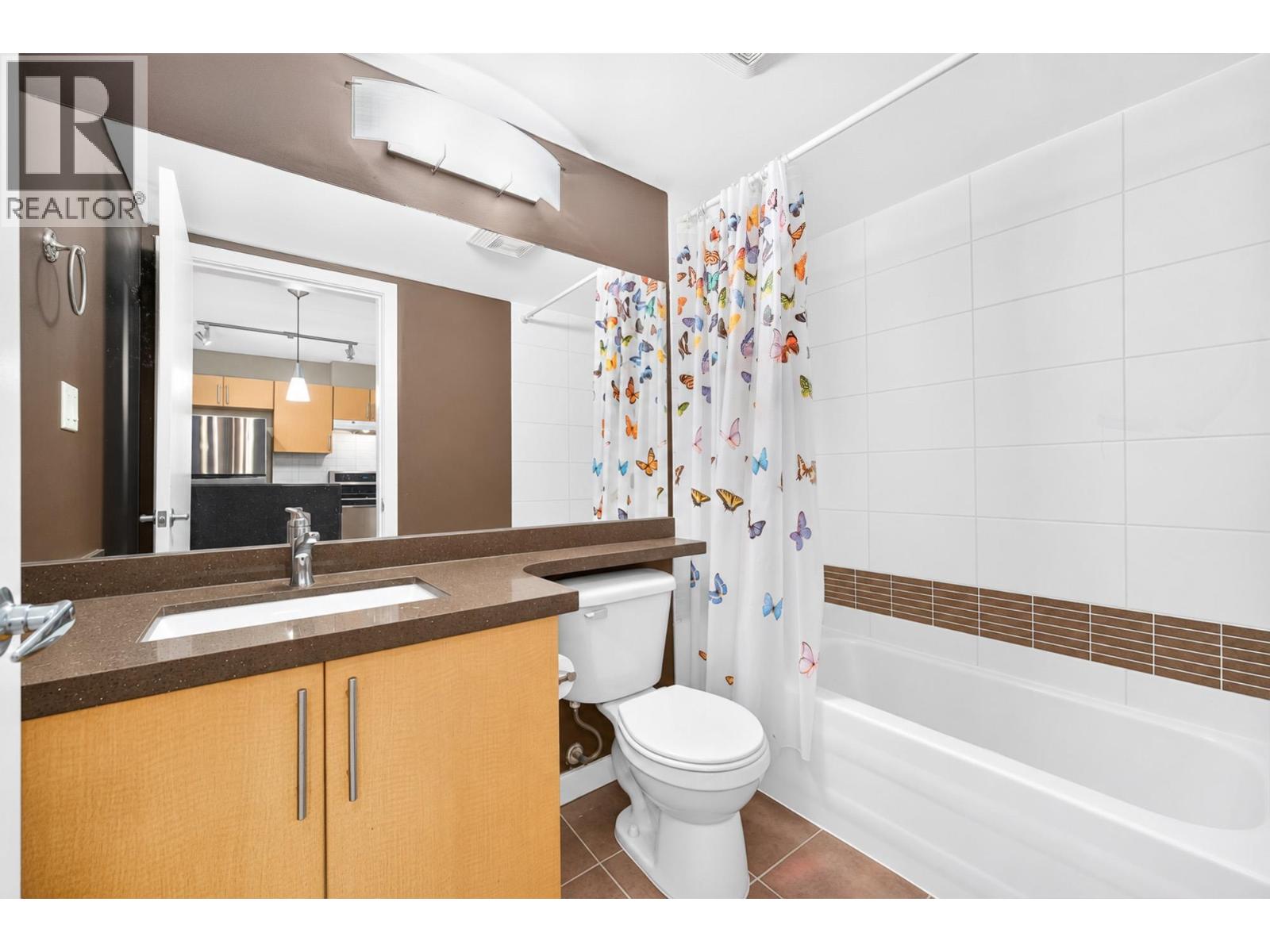 2301 1178 Heffley Crescent Property Photo 15