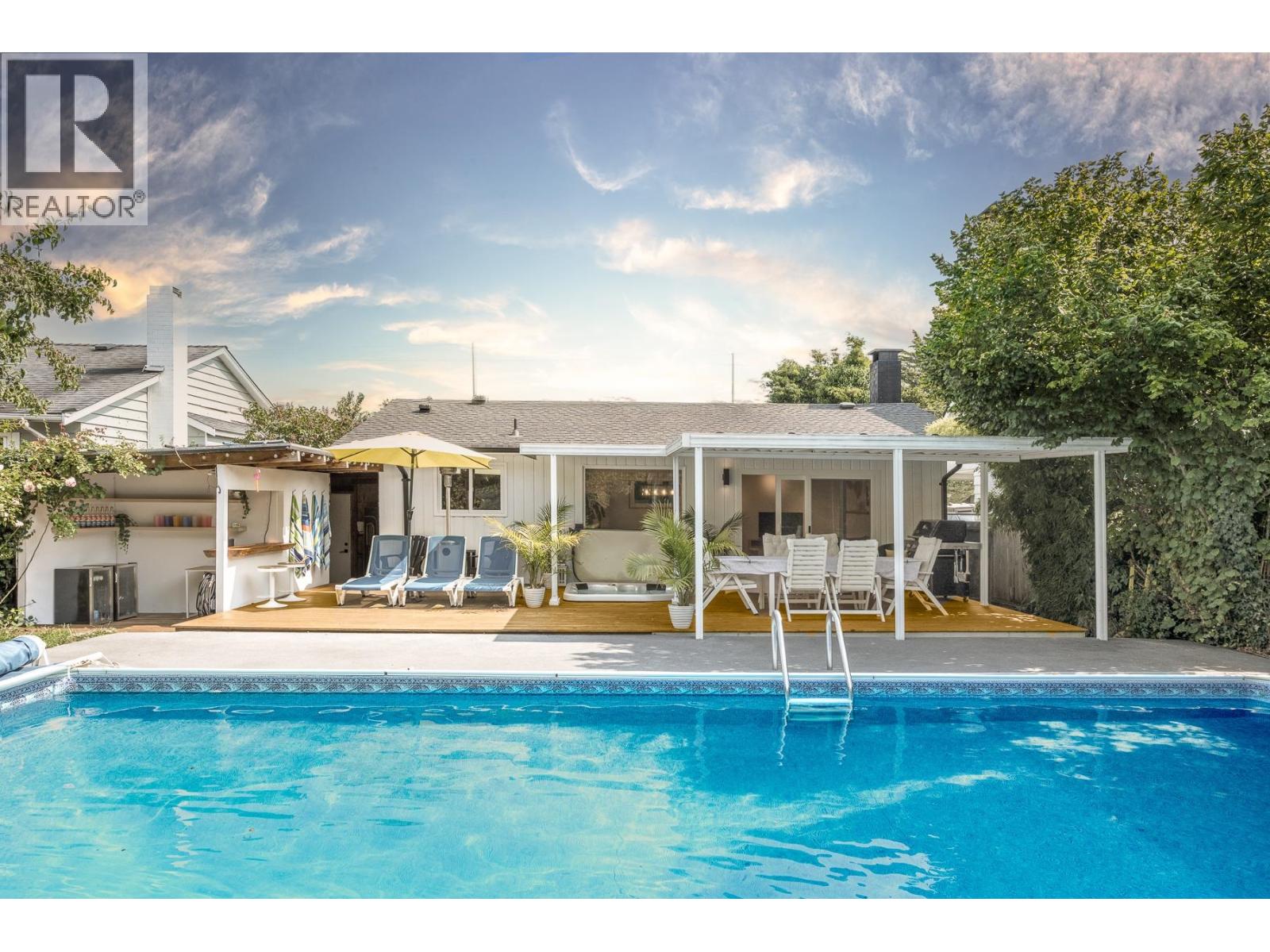 211 67 STREET Property Photo 1
