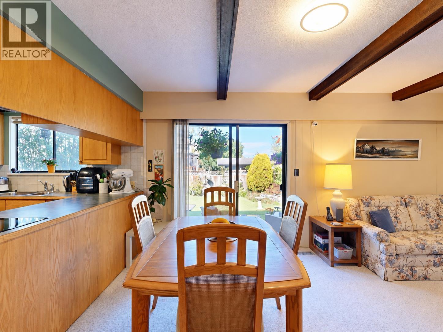 5411 Grove Avenue Property Photo 9