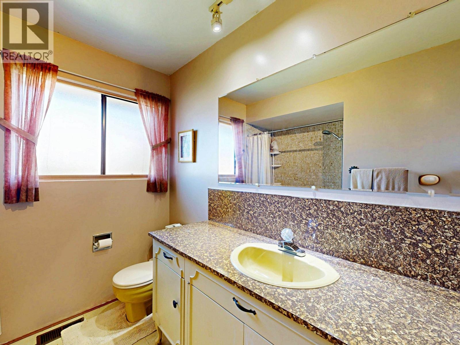 5411 Grove Avenue Property Photo 15