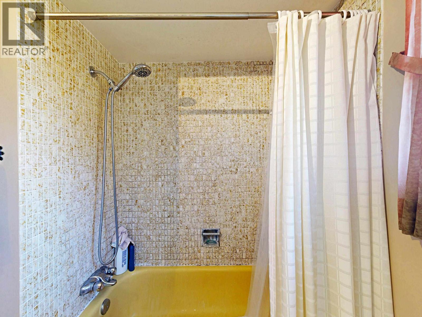 5411 Grove Avenue Property Photo 16