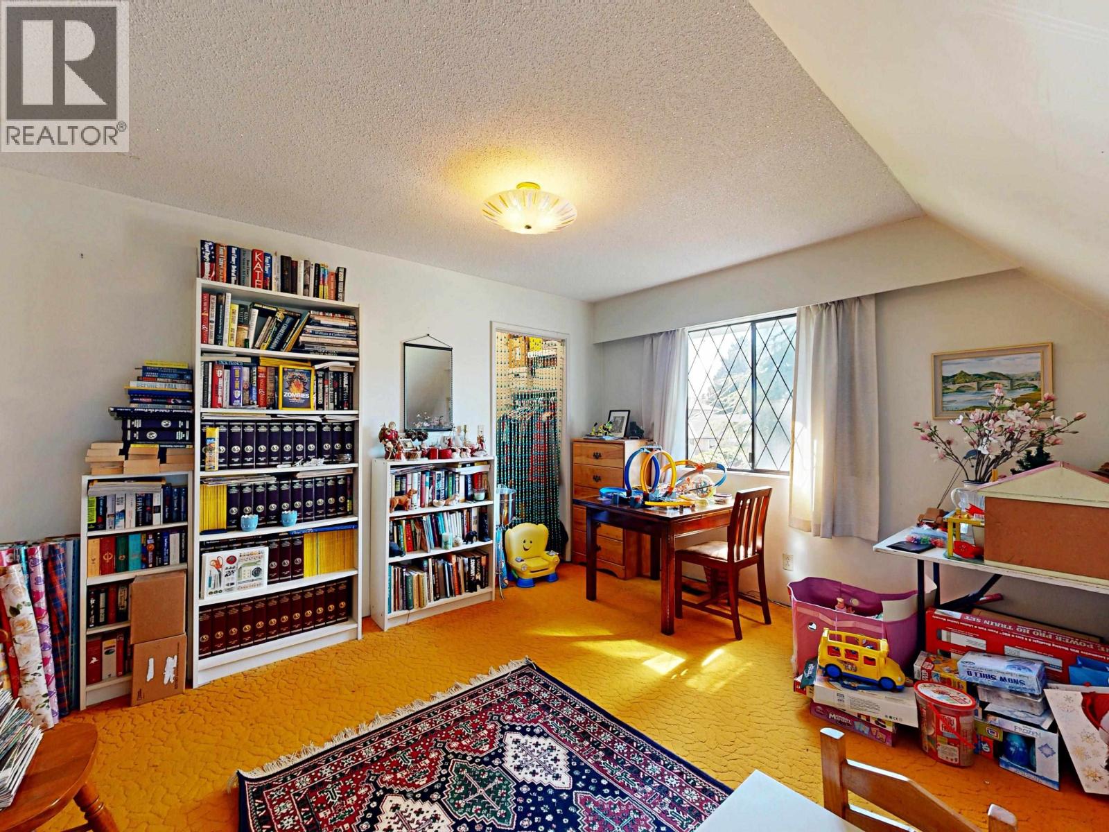 5411 Grove Avenue Property Photo 17