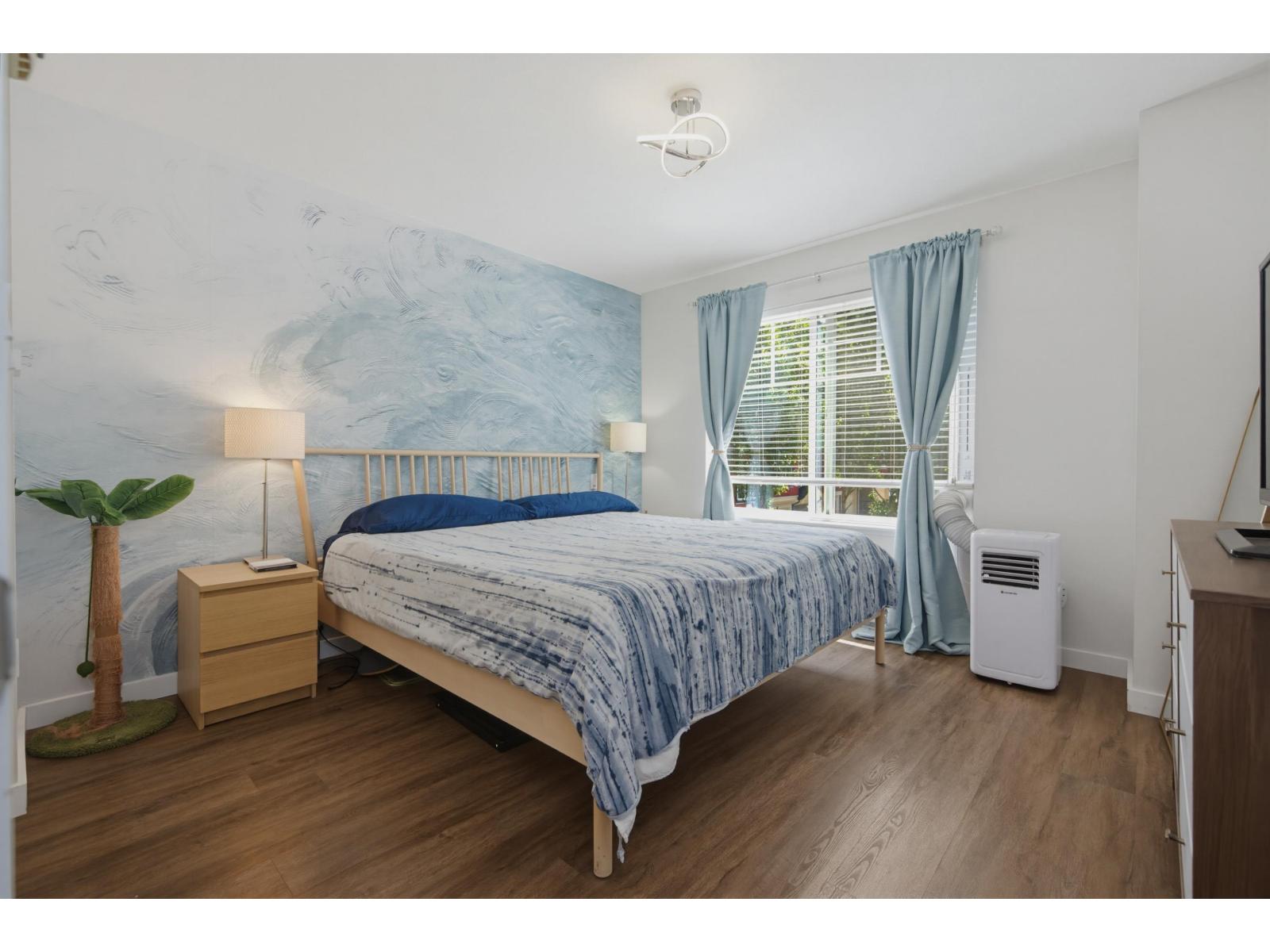 10 13886 62 Avenue Property Photo 24