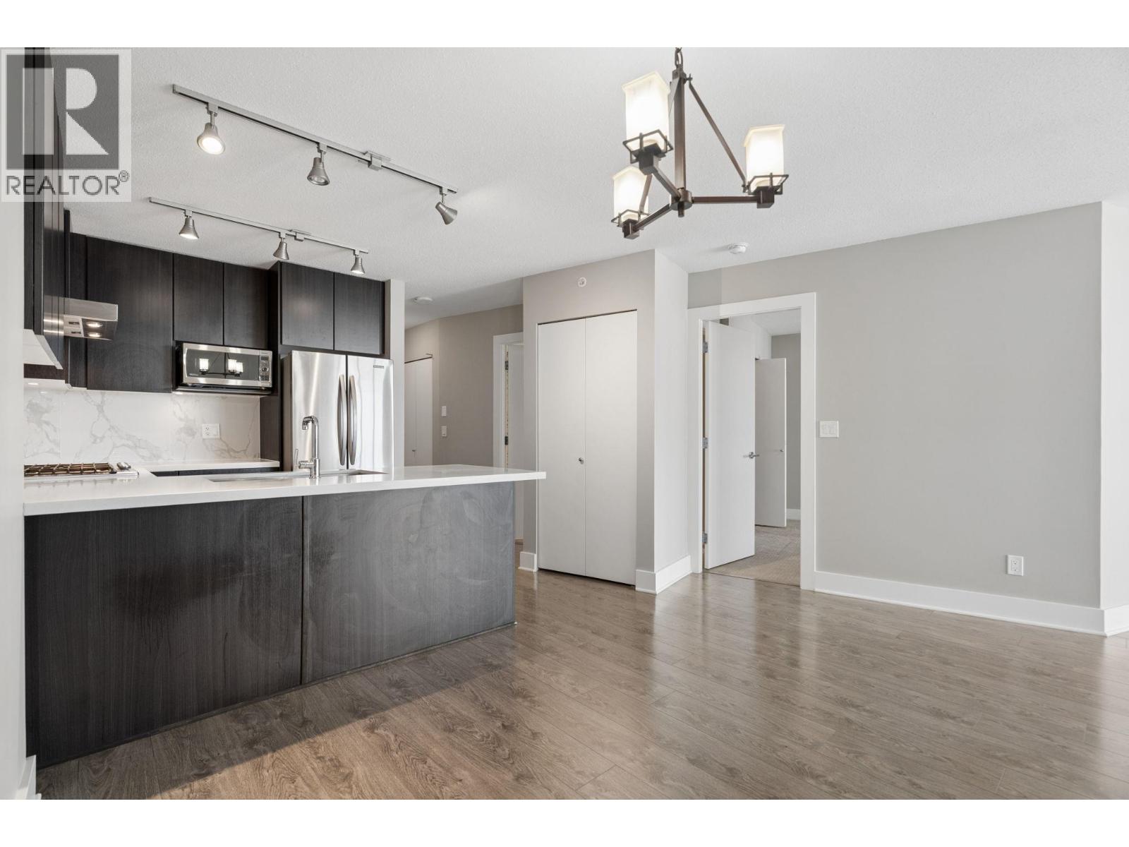 2806 4189 Halifax Street Property Photo 14