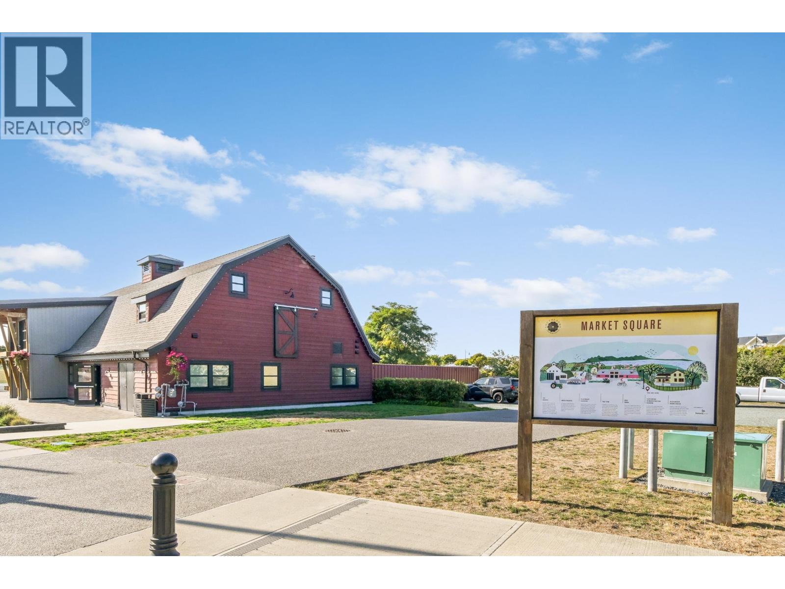 10 6429 MARKET AVENUE Property Photo 1