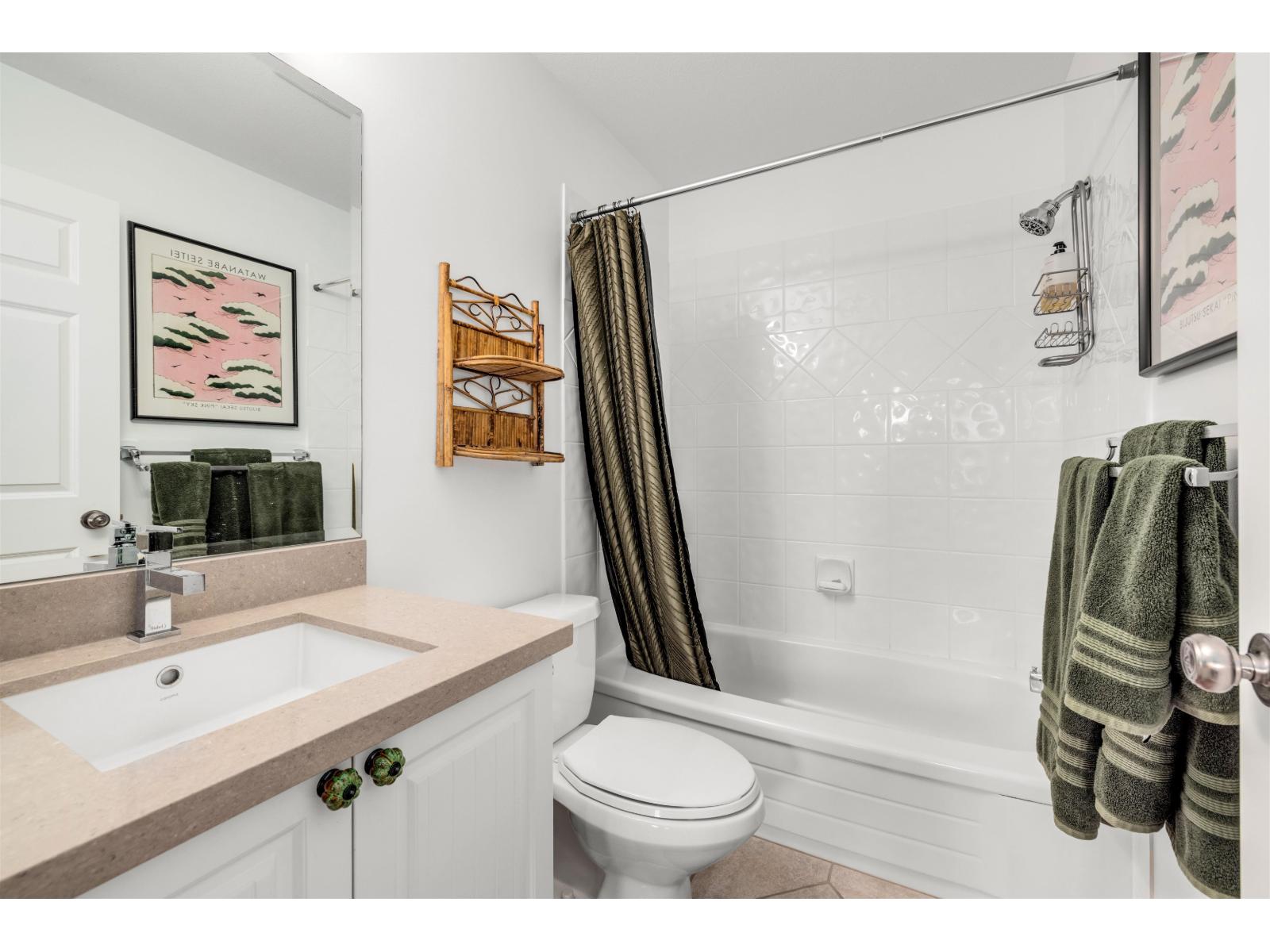 3 15161 Prospect Avenue Property Photo 16