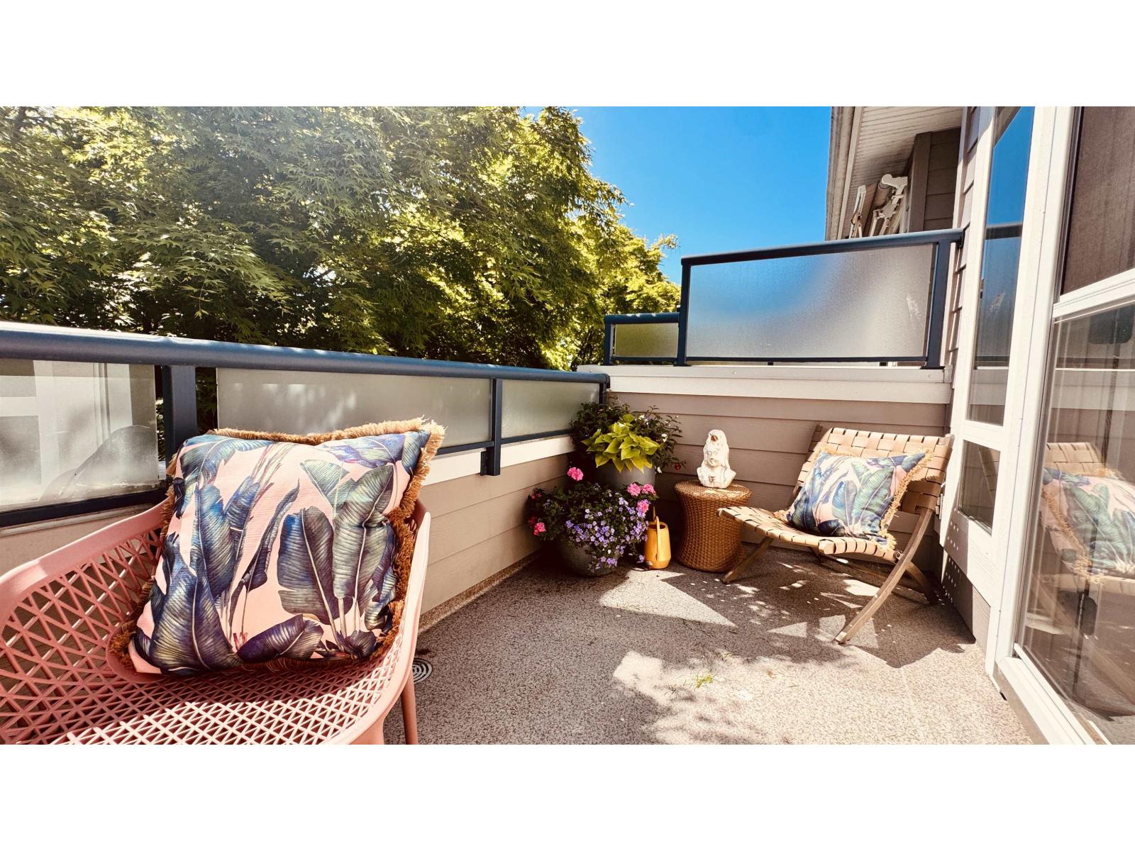 3 15161 Prospect Avenue Property Photo 26