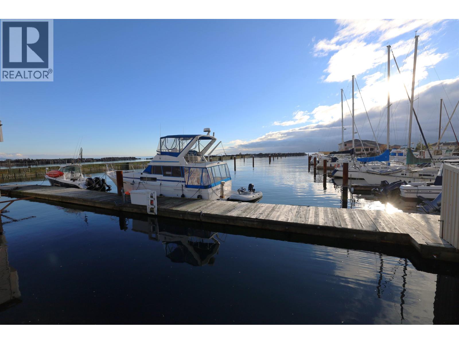 312 1585 FIELD ROAD Property Photo 1