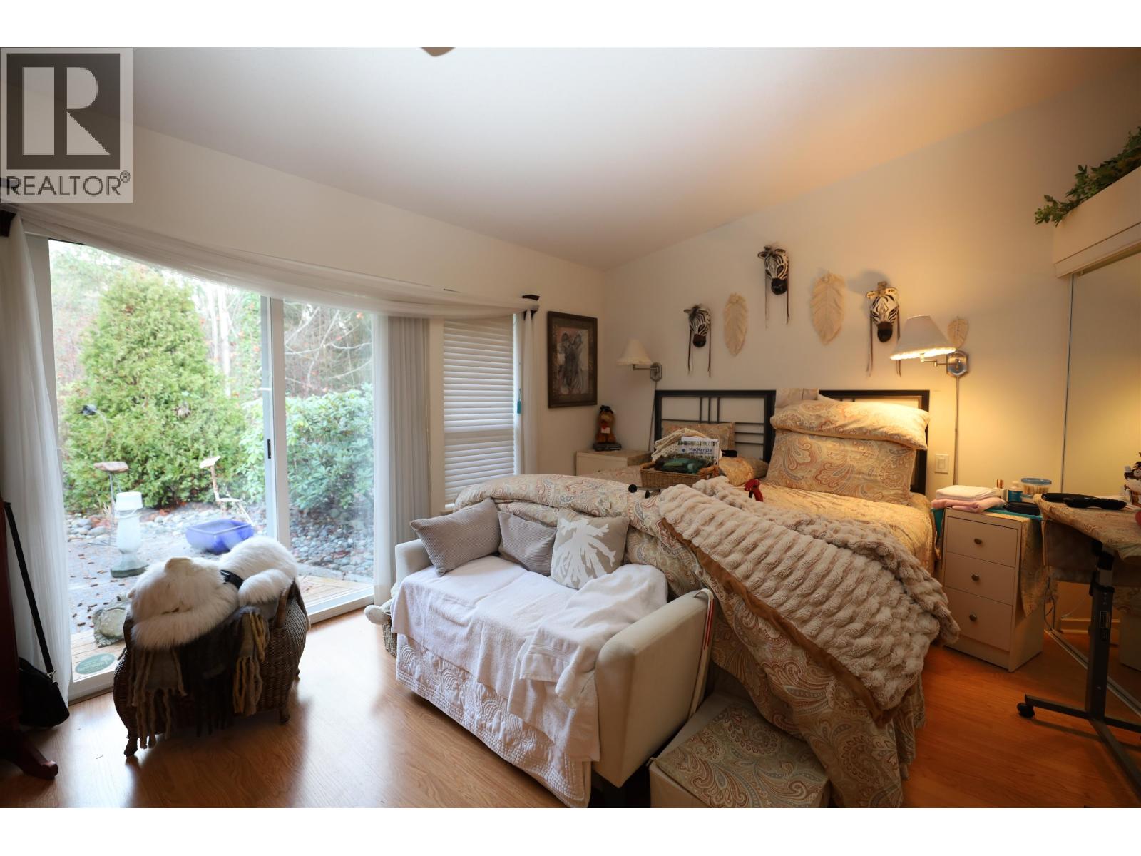 312 1585 Field Road Property Photo 17