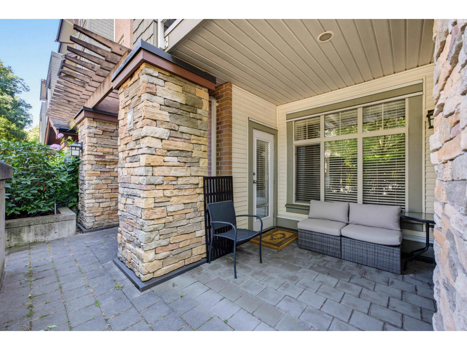 101 6500 194 STREET Property Photo 1