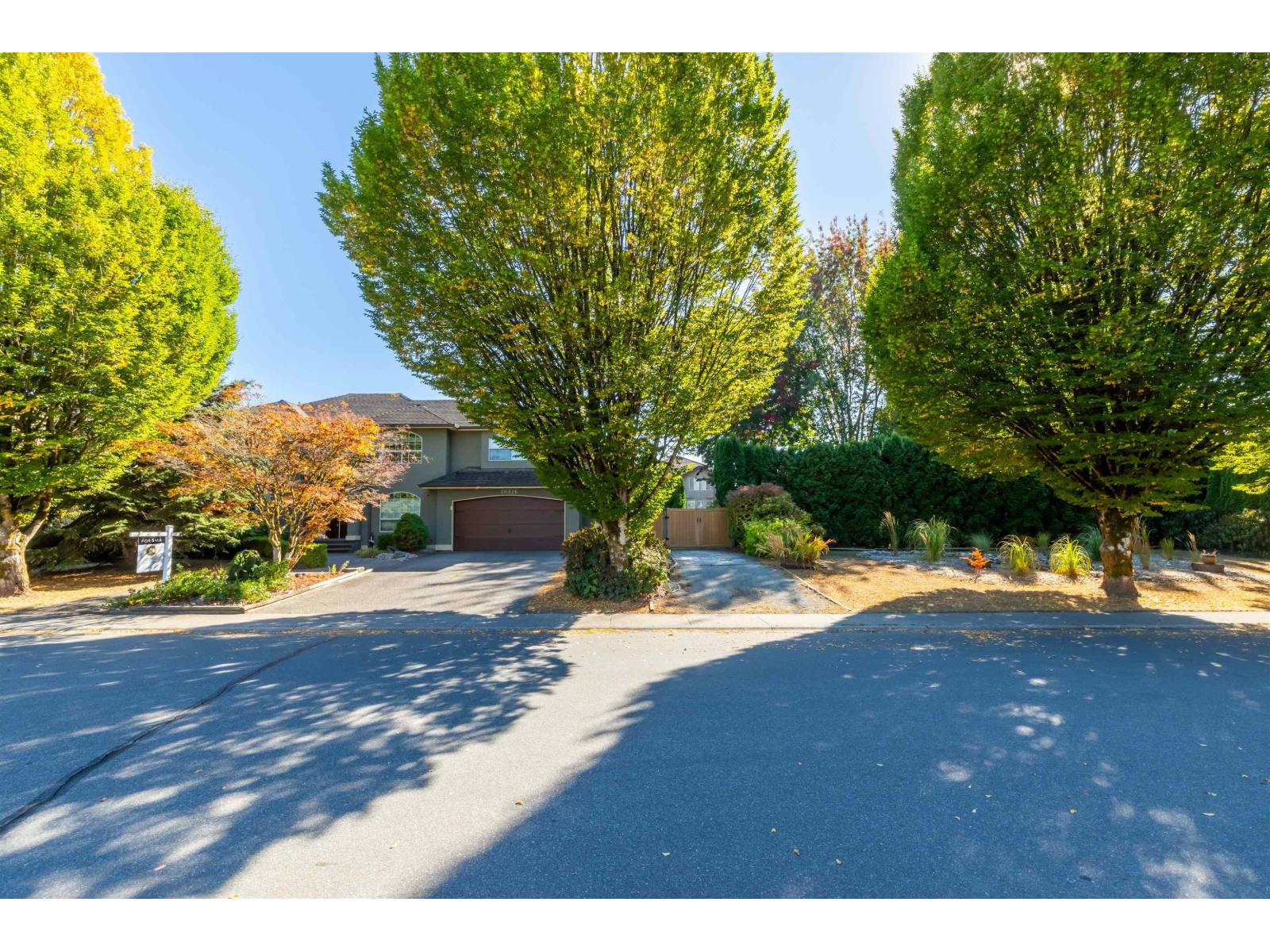 20326 92A AVENUE Property Photo 1
