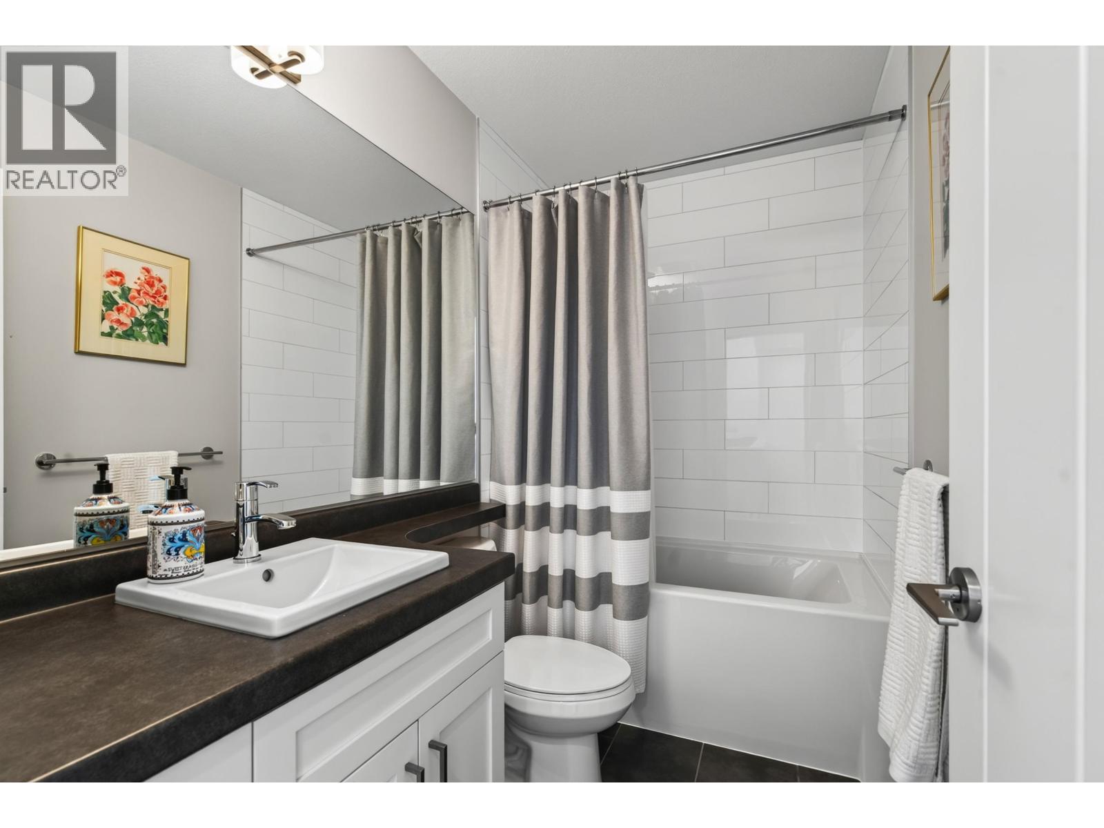 107 3458 Burke Village Promenade Property Photo 28