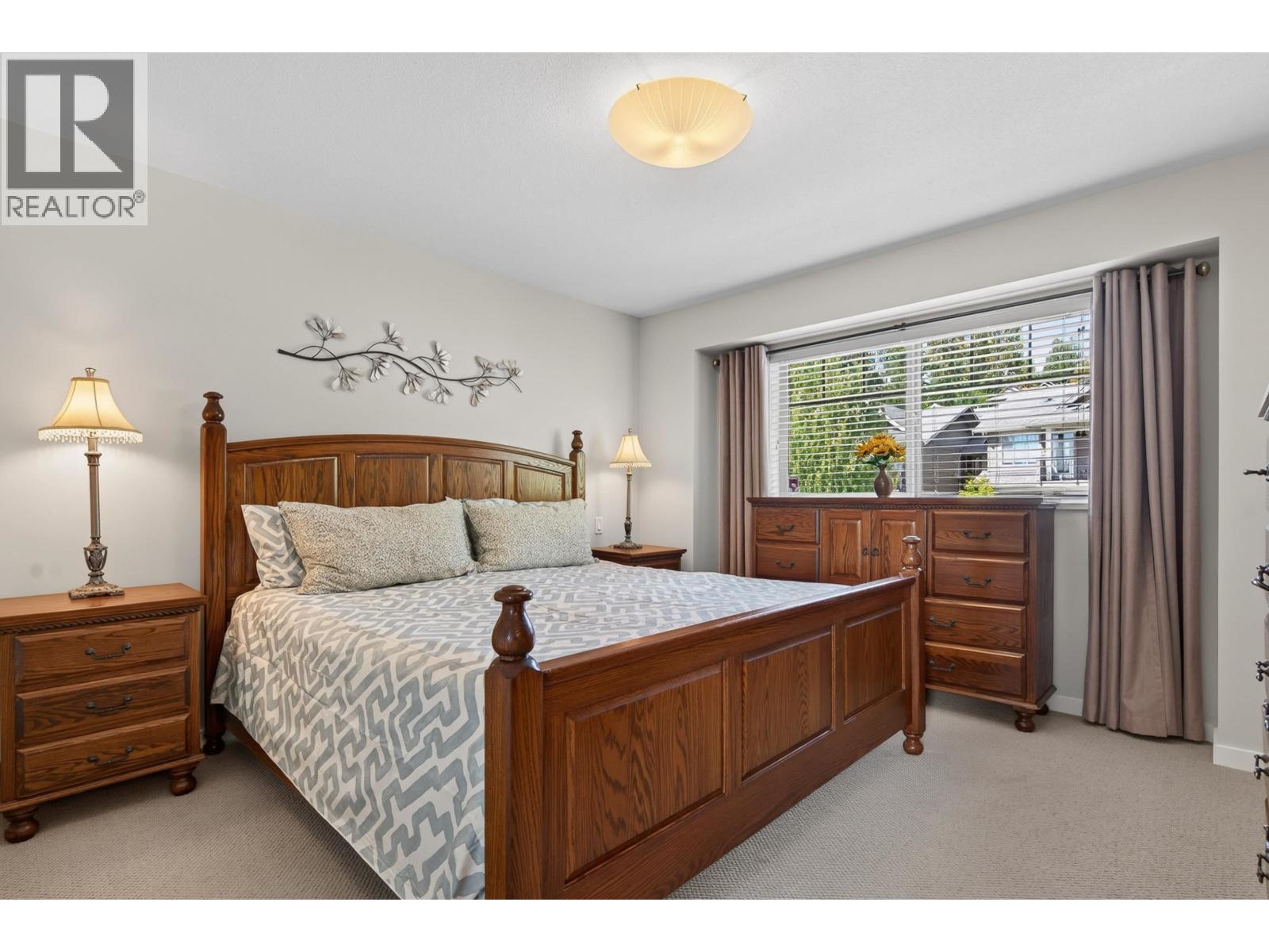 107 3458 Burke Village Promenade Property Photo 31