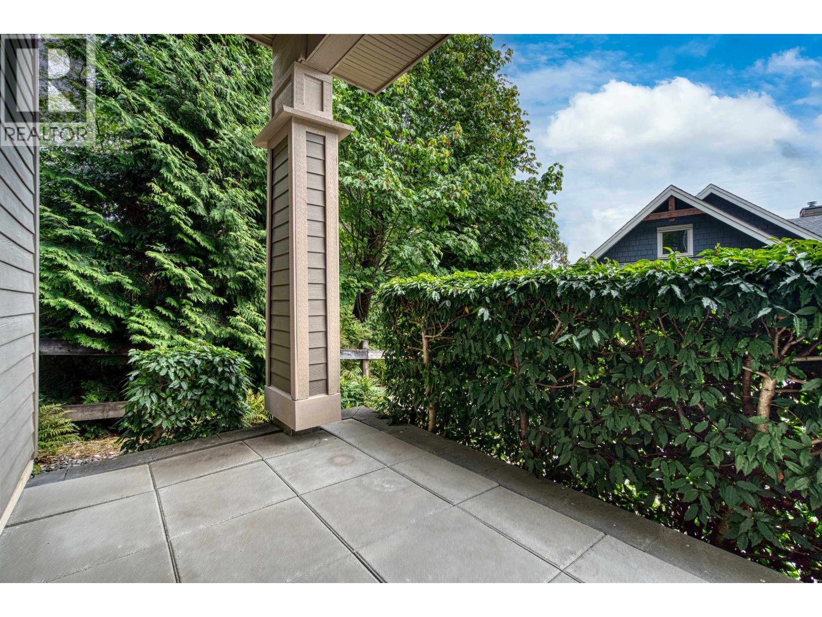107 3458 Burke Village Promenade Property Photo 36