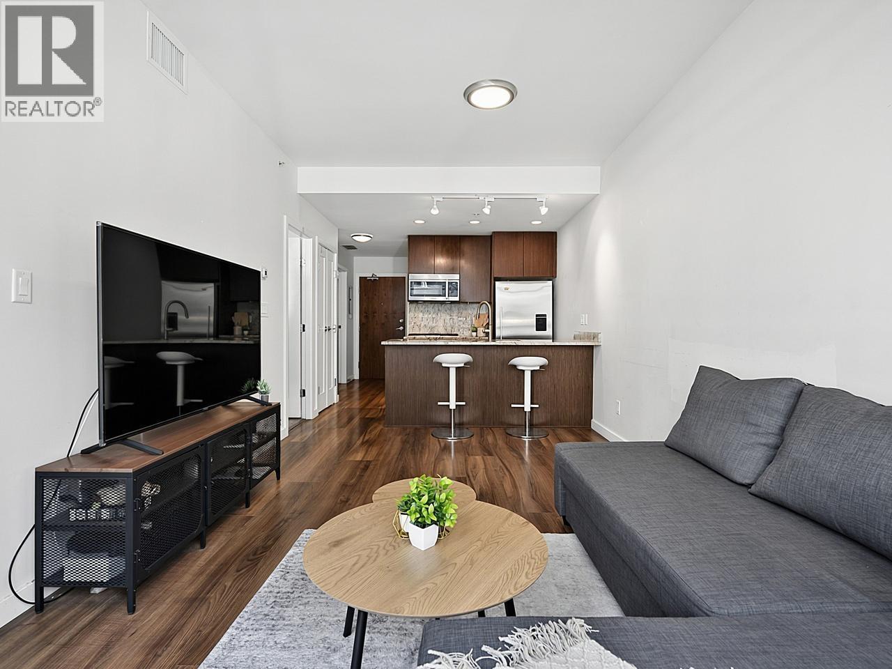 510 8628 Hazelbridge Way Property Photo 5