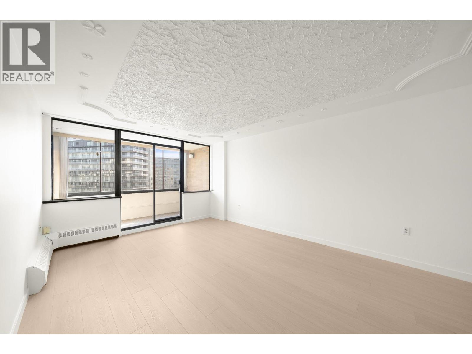1002 6651 Minoru Boulevard Property Photo 2