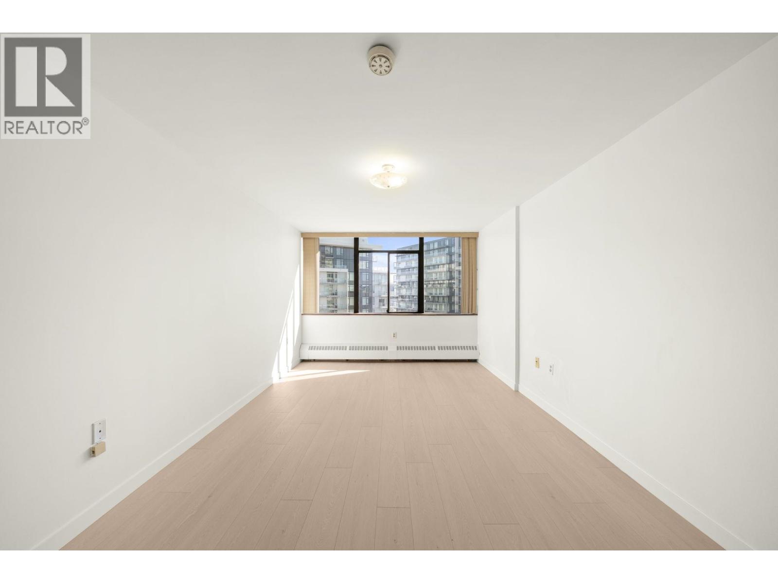 1002 6651 Minoru Boulevard Property Photo 19