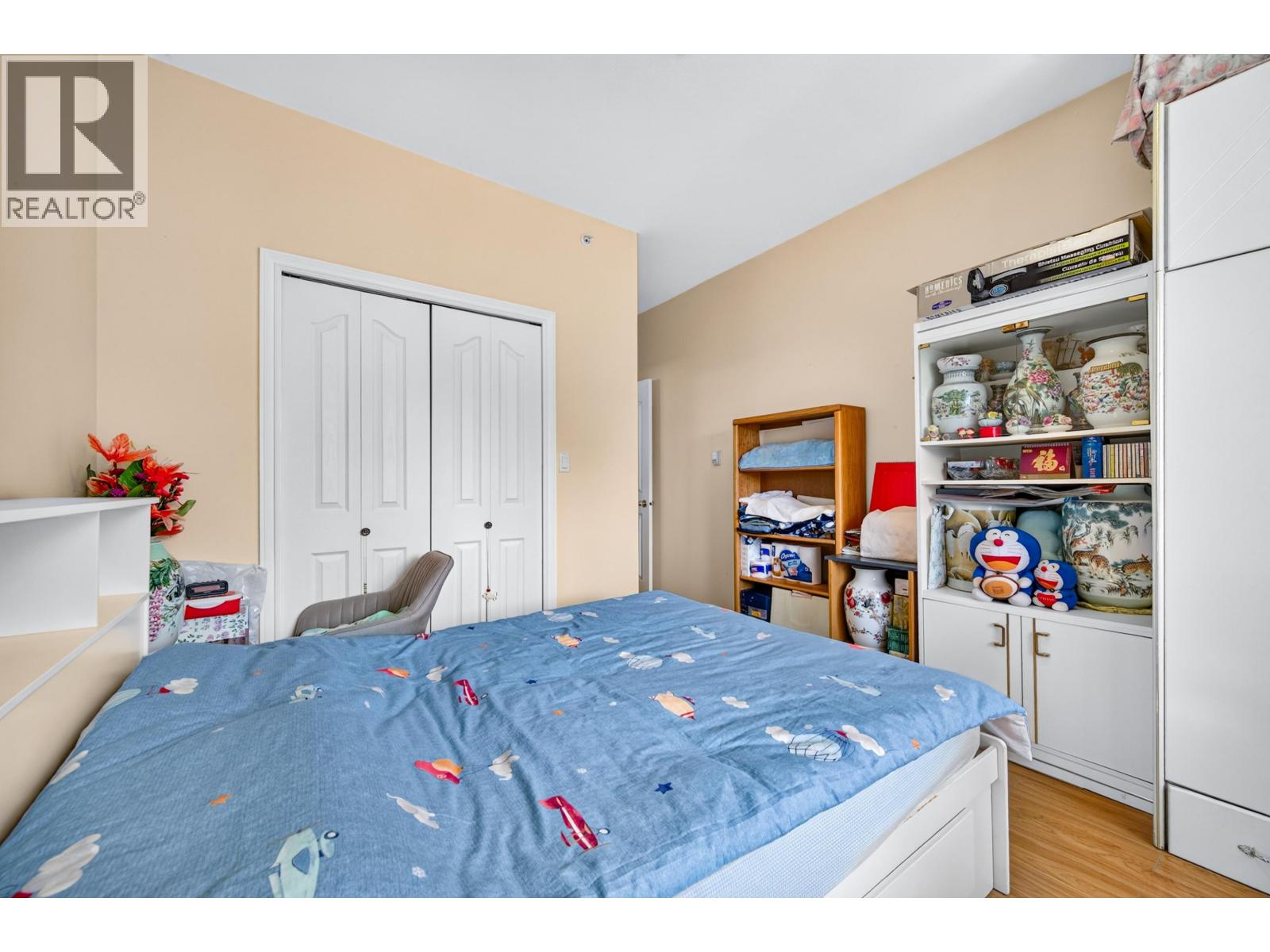 650 W 70th Avenue Property Photo 13