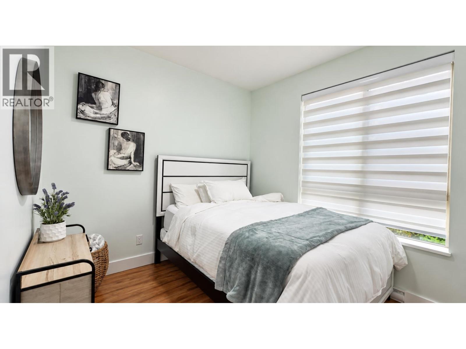204 7428 Byrnepark Property Photo 14