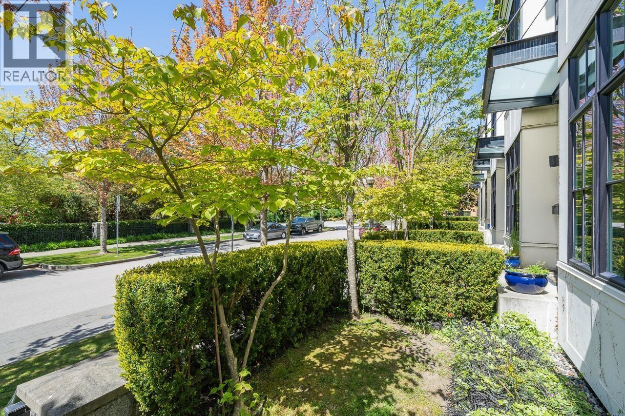 Studio 6288 Eagles Drive Property Photo 2