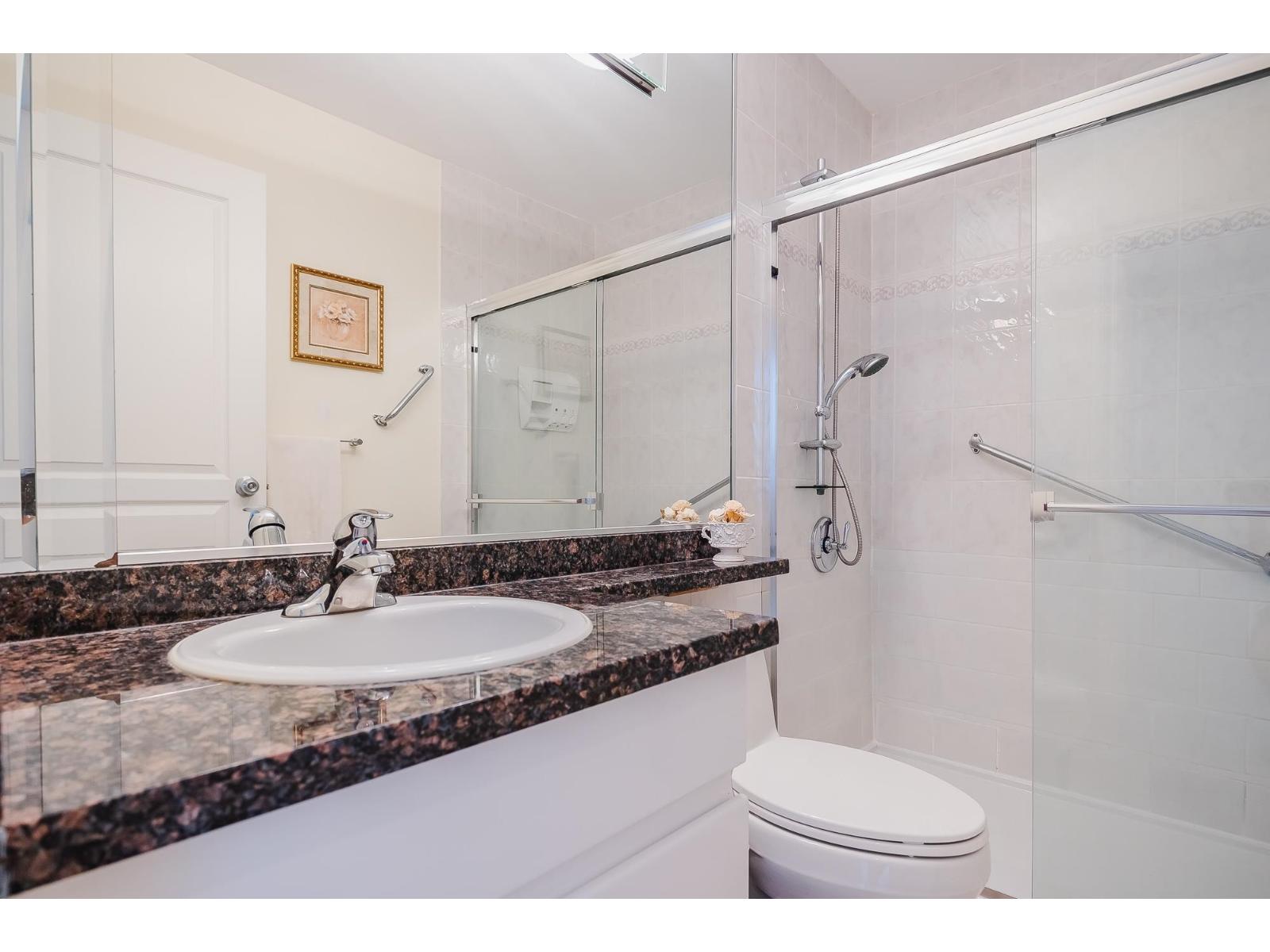 407 8115 121a Street Property Photo 23