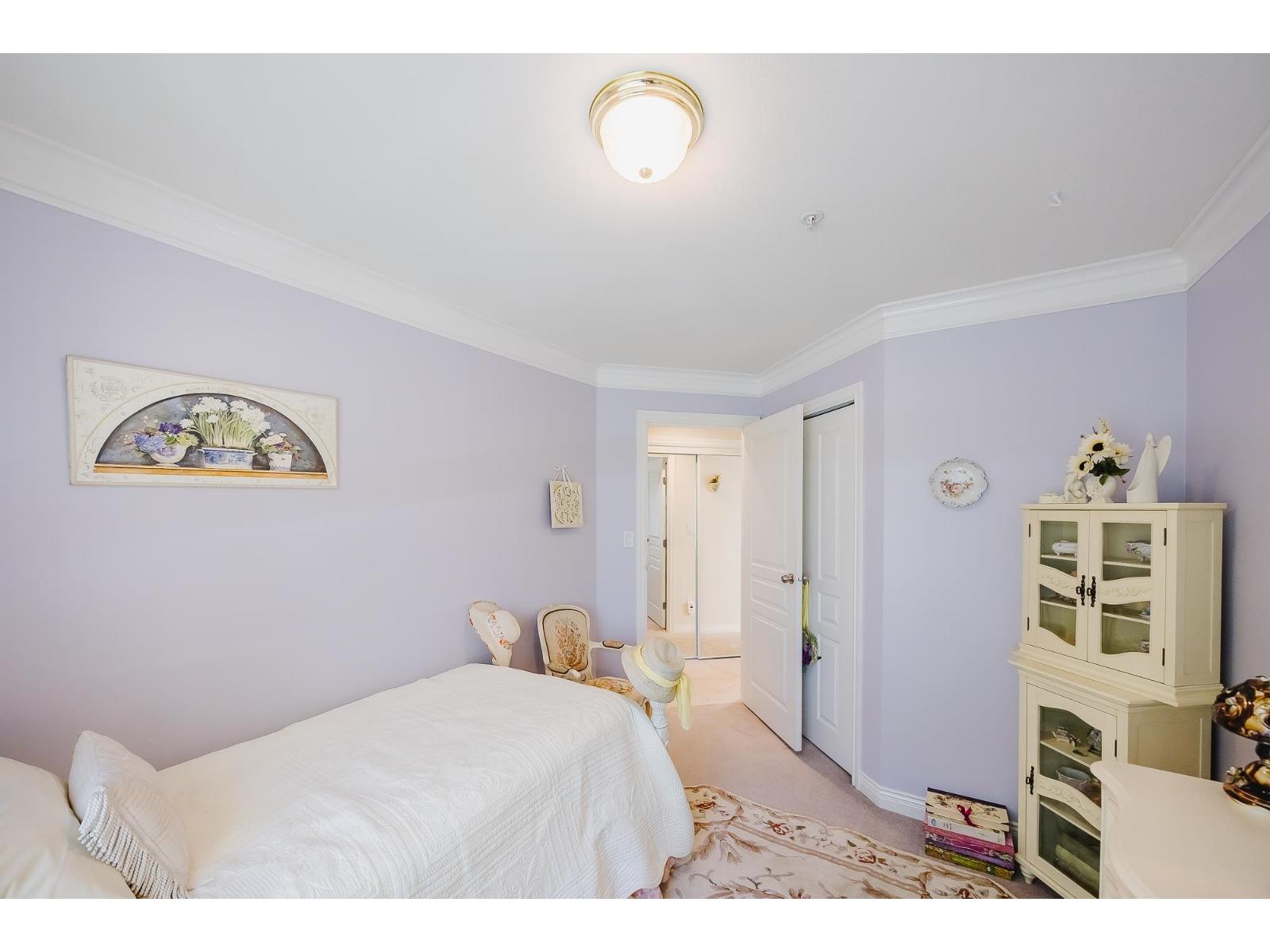 407 8115 121a Street Property Photo 25