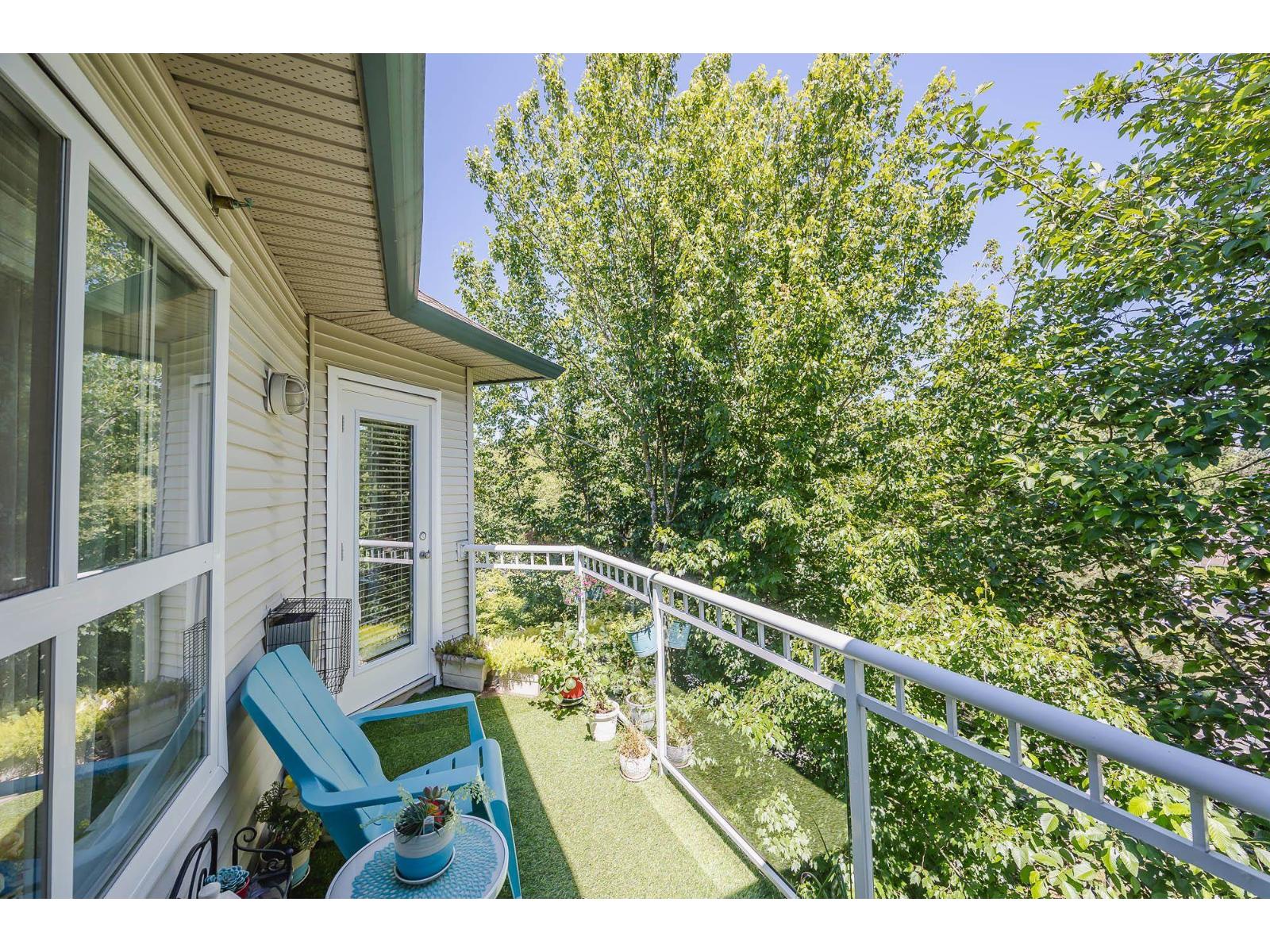 407 8115 121a Street Property Photo 28