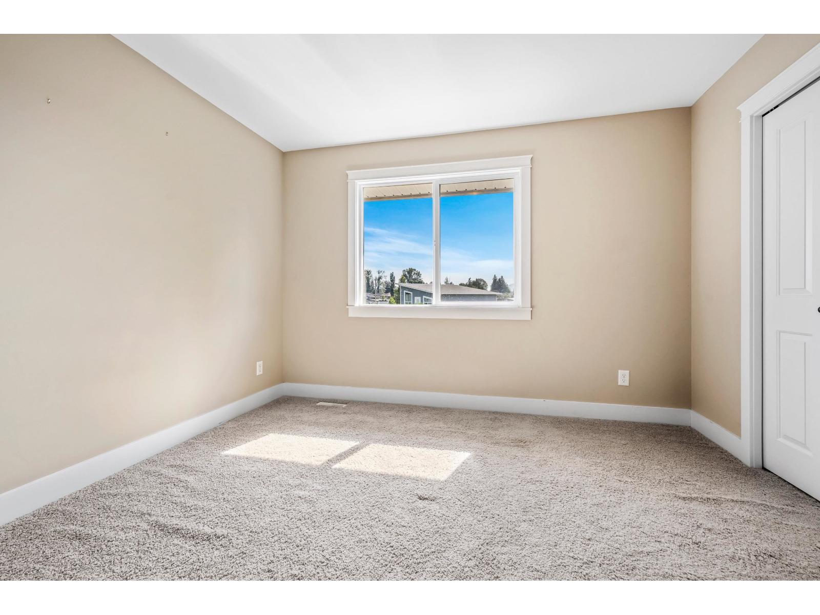 10113 Williams Road #6 Property Photo 19
