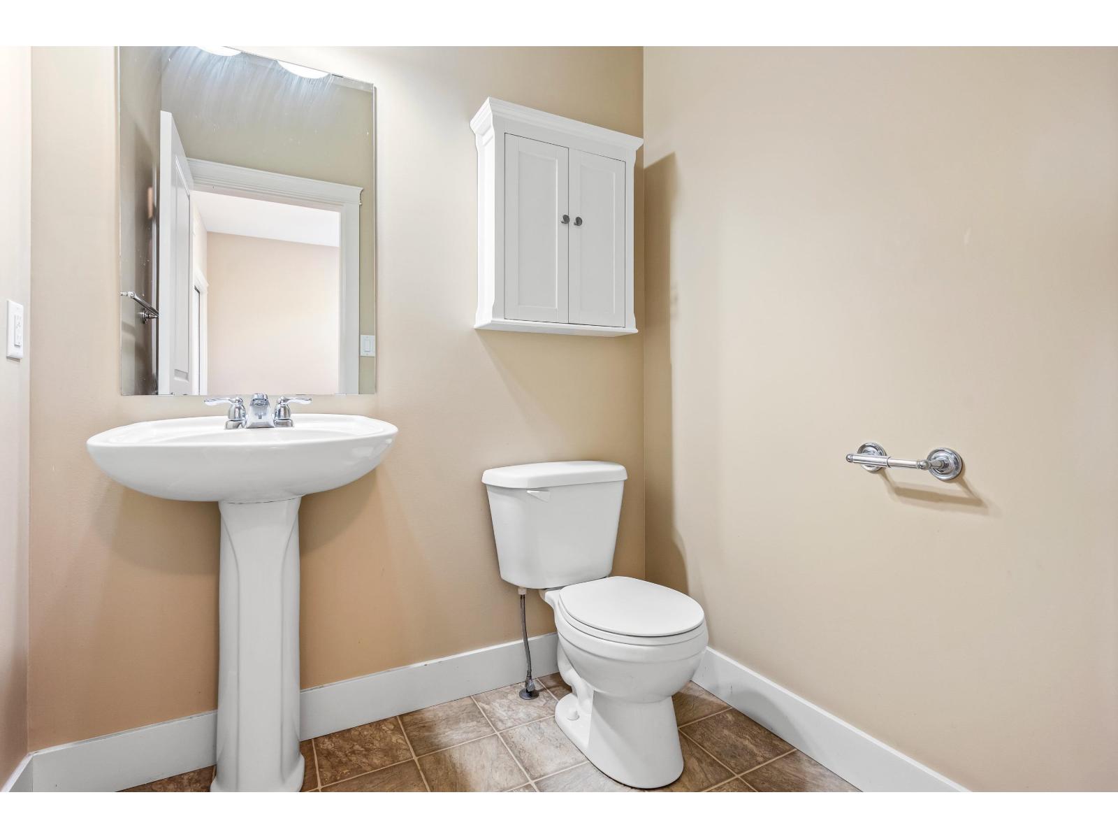 10113 Williams Road #6 Property Photo 24