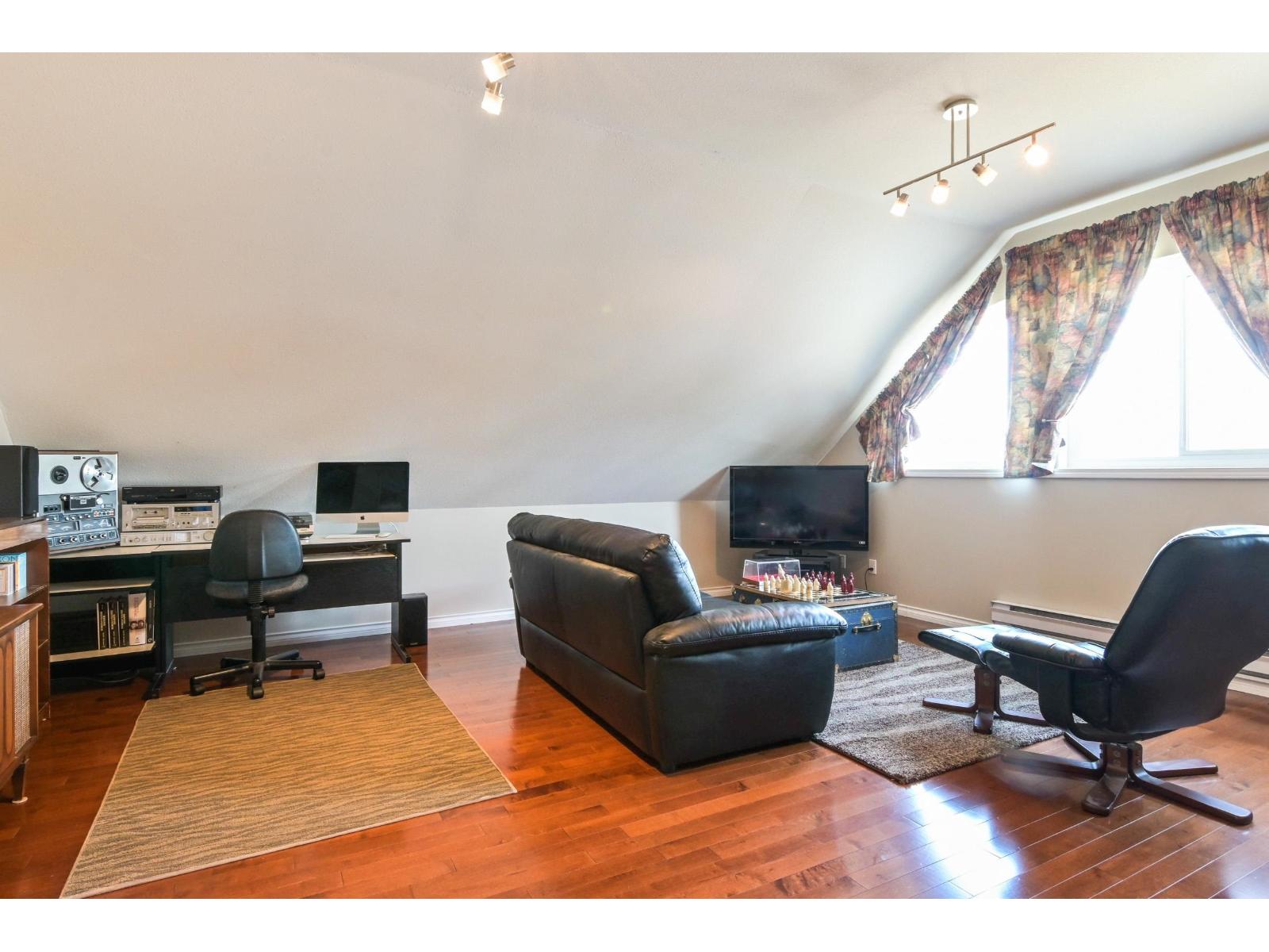 8415 214 Street Property Photo 27