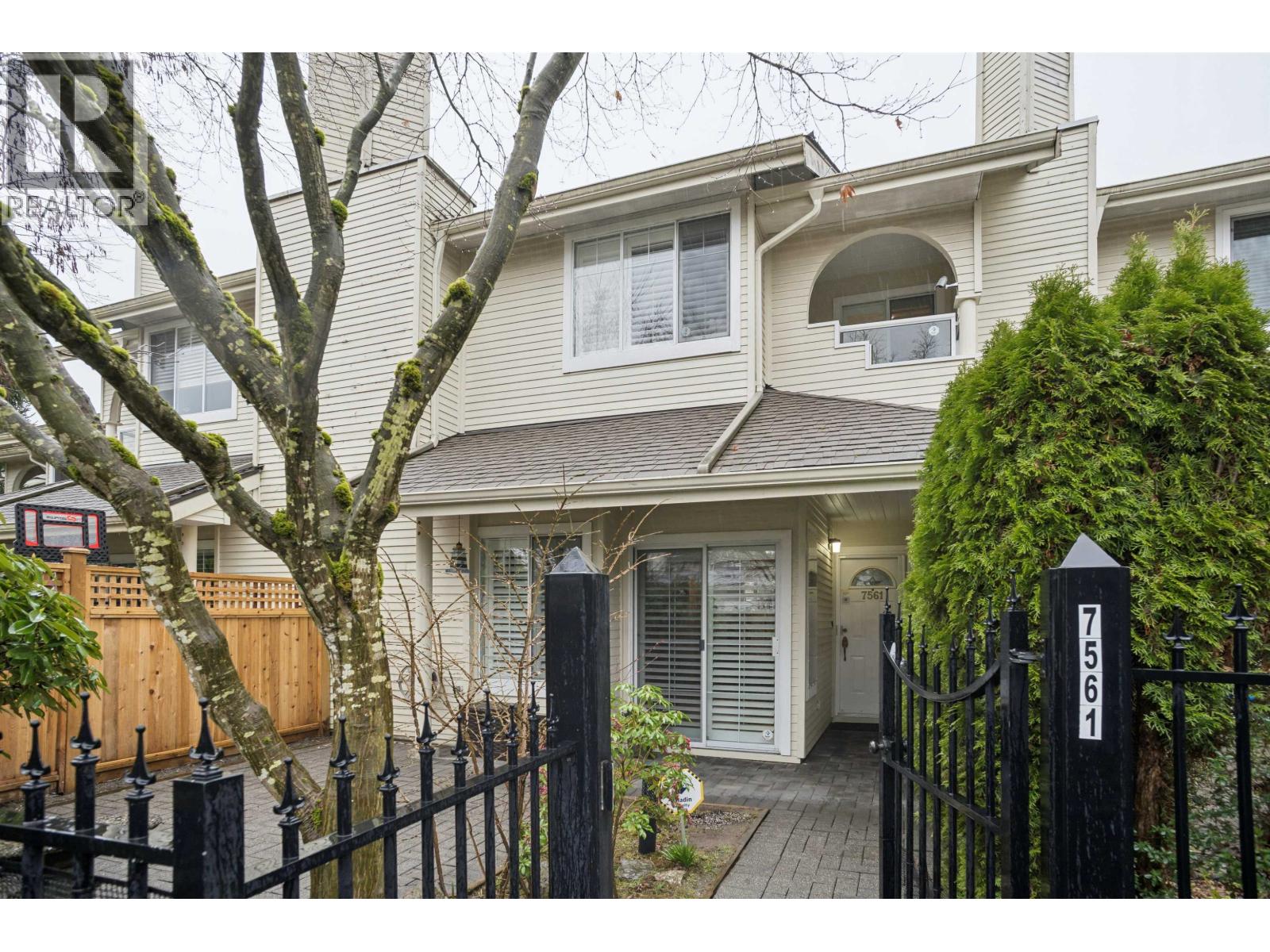 7561 MANITOBA STREET Property Photo 1