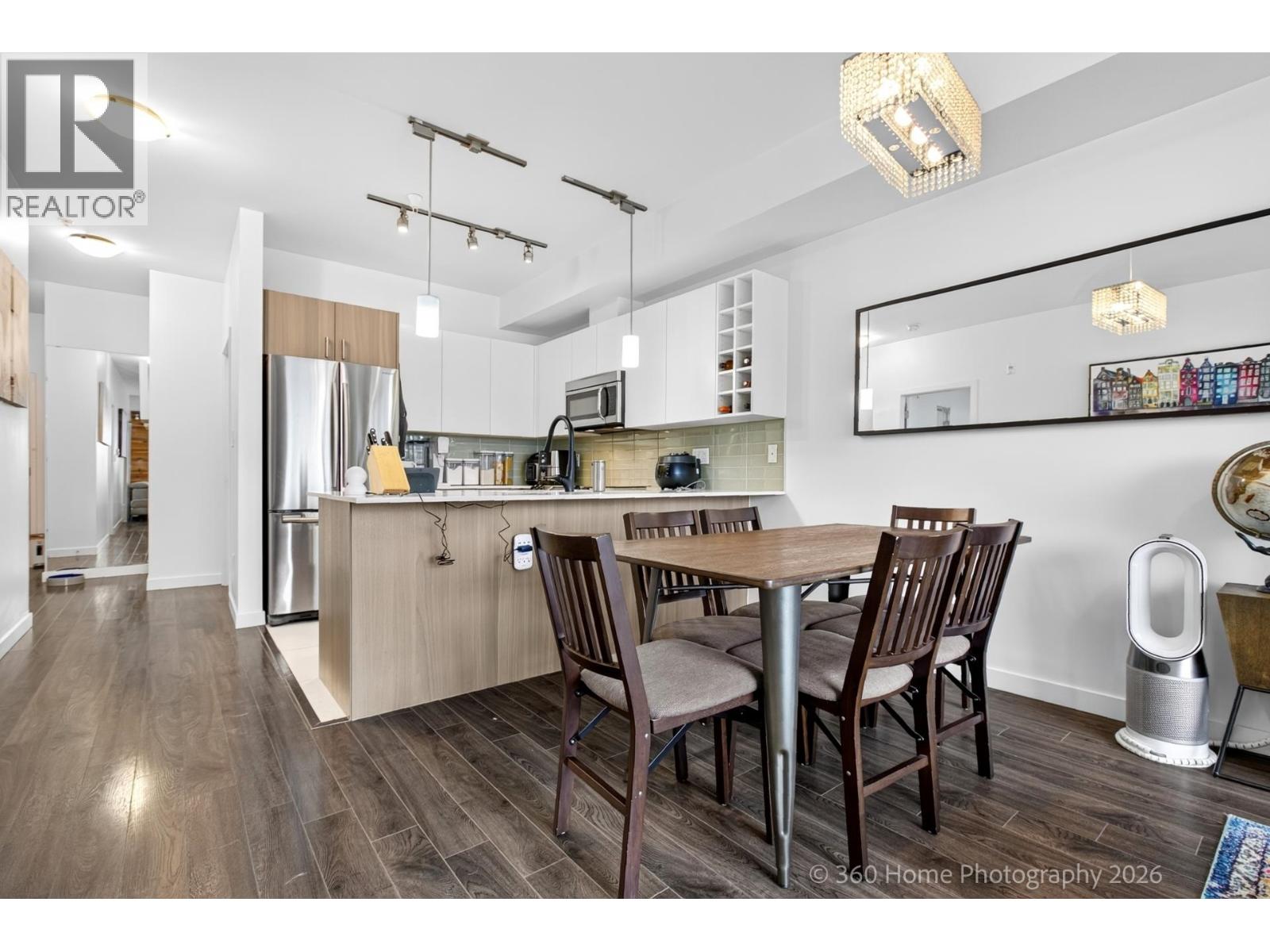 202 5288 Grimmer Street Property Photo 6