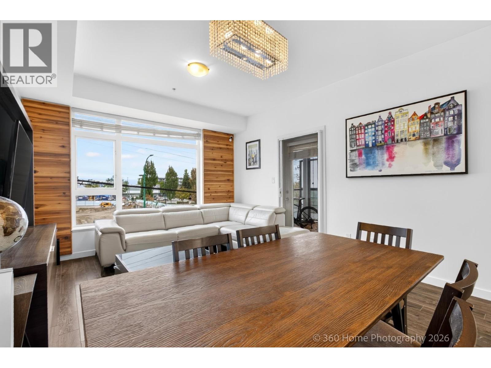 202 5288 Grimmer Street Property Photo 7