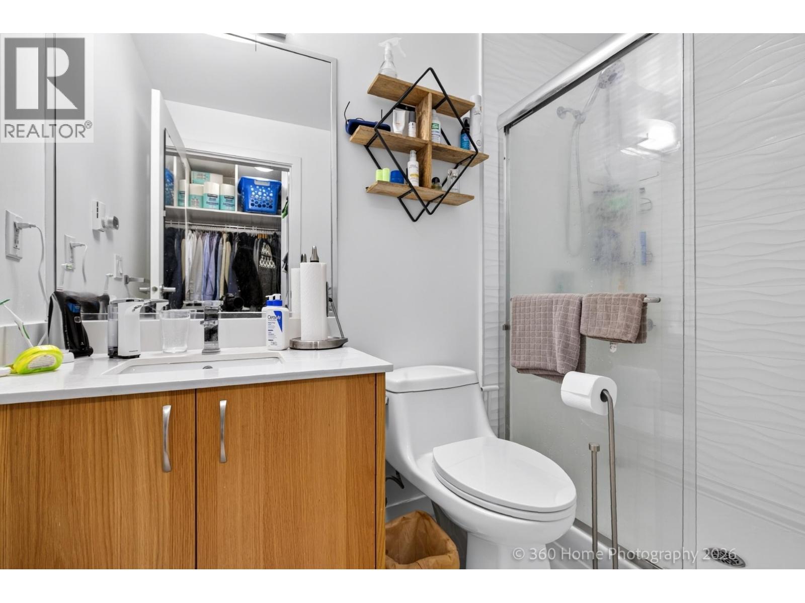 202 5288 Grimmer Street Property Photo 12