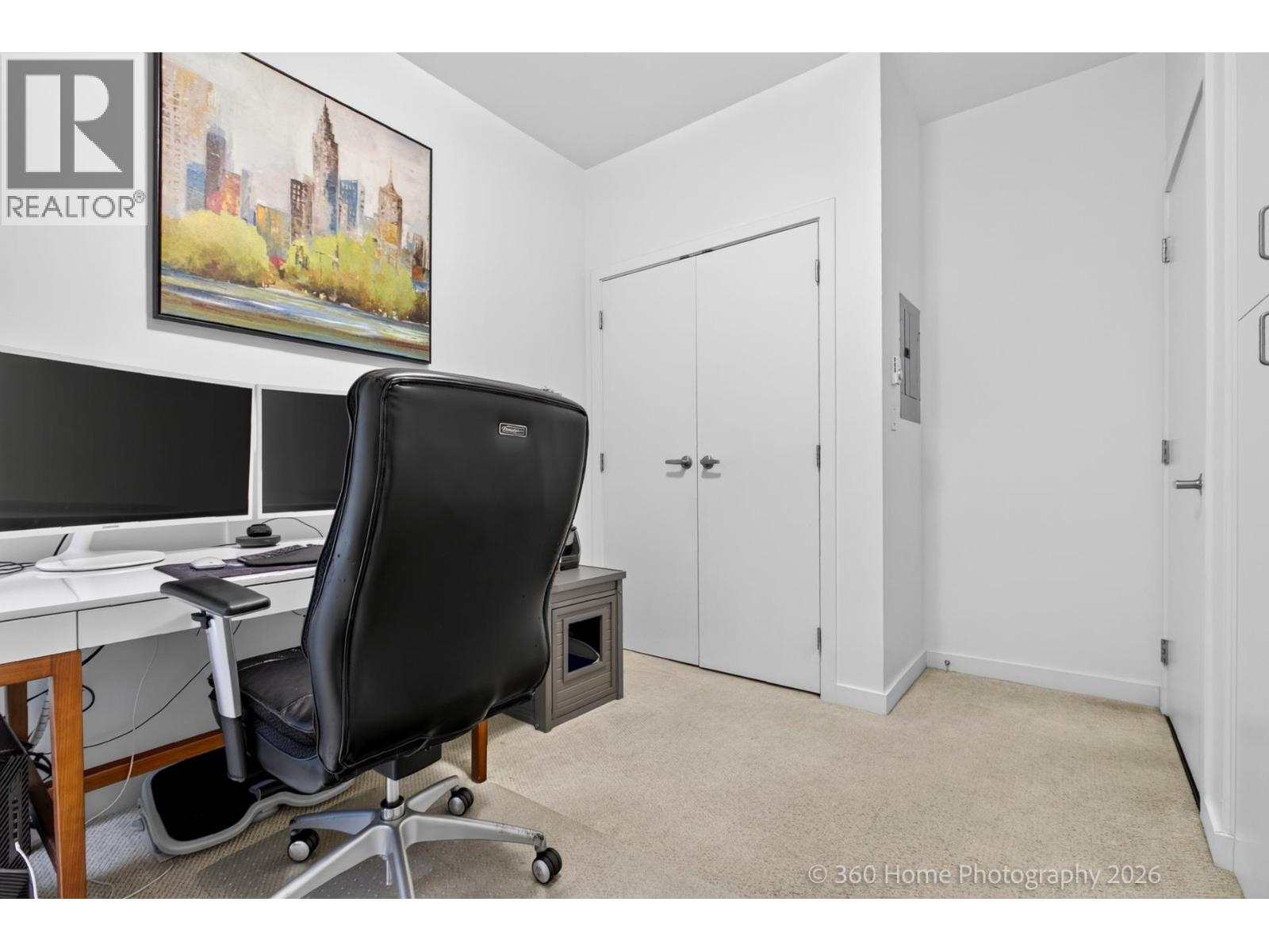 202 5288 Grimmer Street Property Photo 15