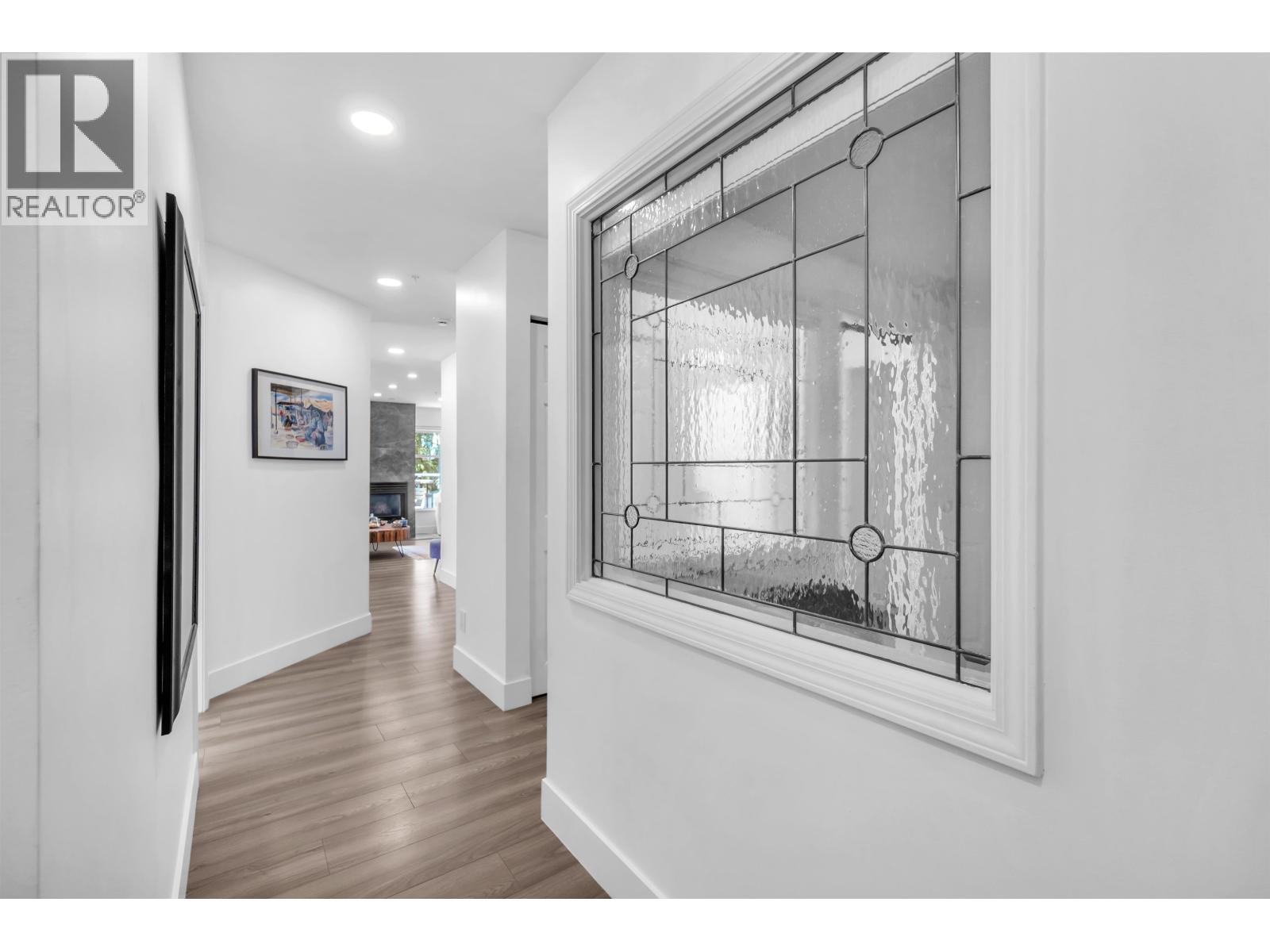 8 2425 Edgemont Boulevard Property Photo 31