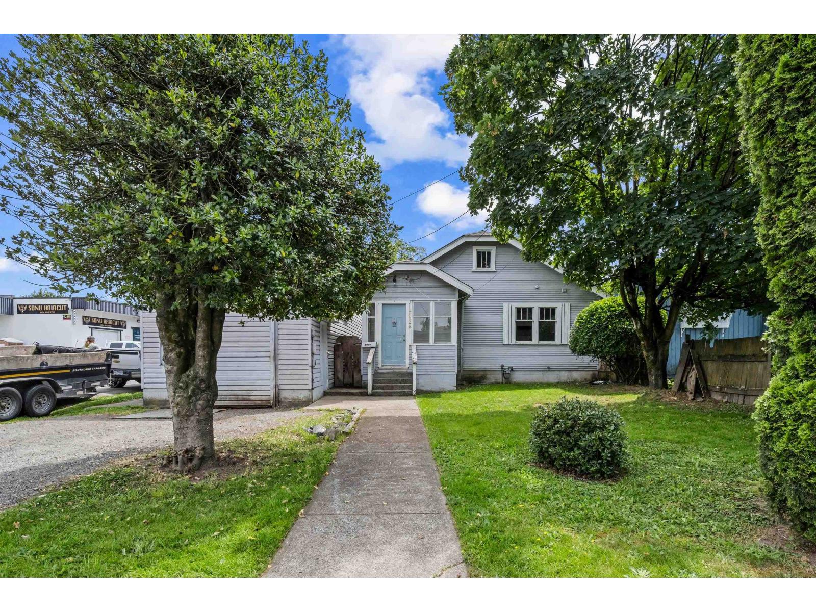 45948 CHESTERFIELD Avenue Property Photo 1