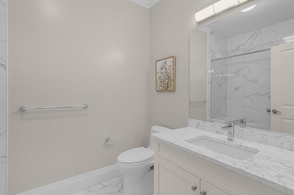 26972 60 Avenue Property Photo 24
