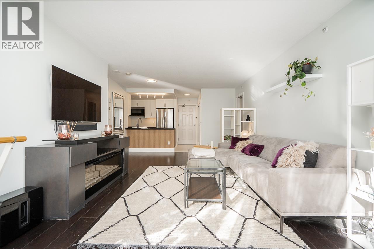 403 811 Helmcken Street Property Photo 2