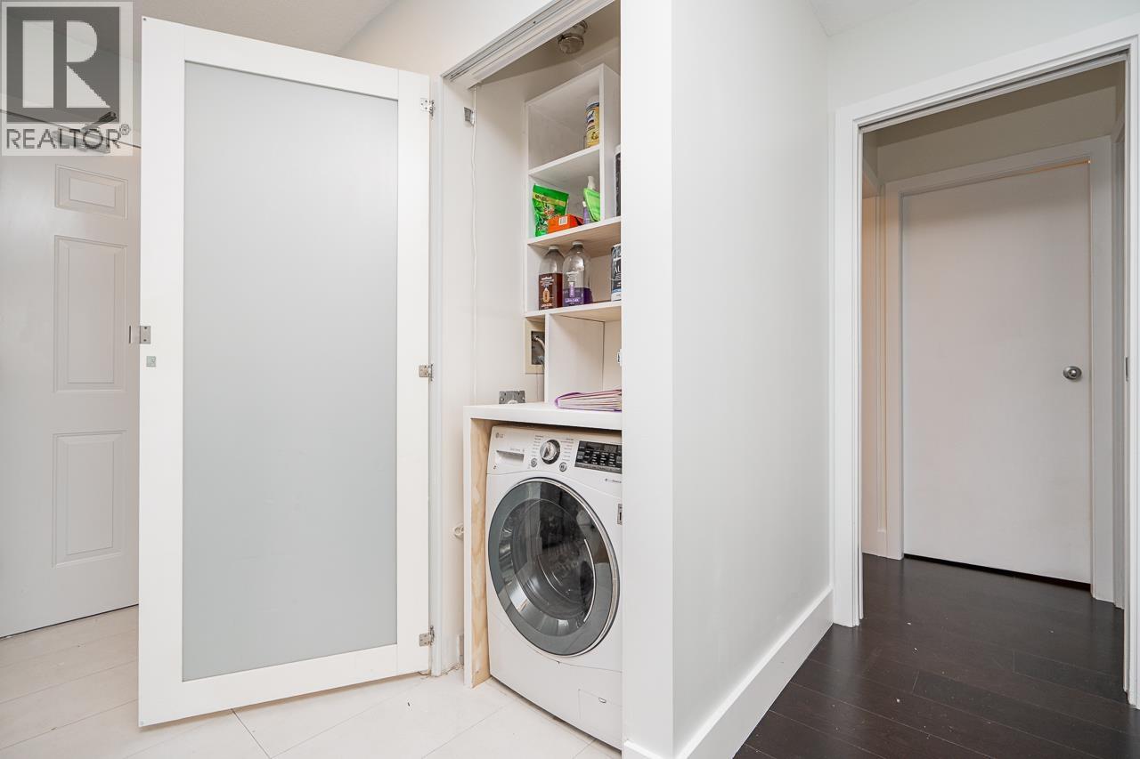 403 811 Helmcken Street Property Photo 27