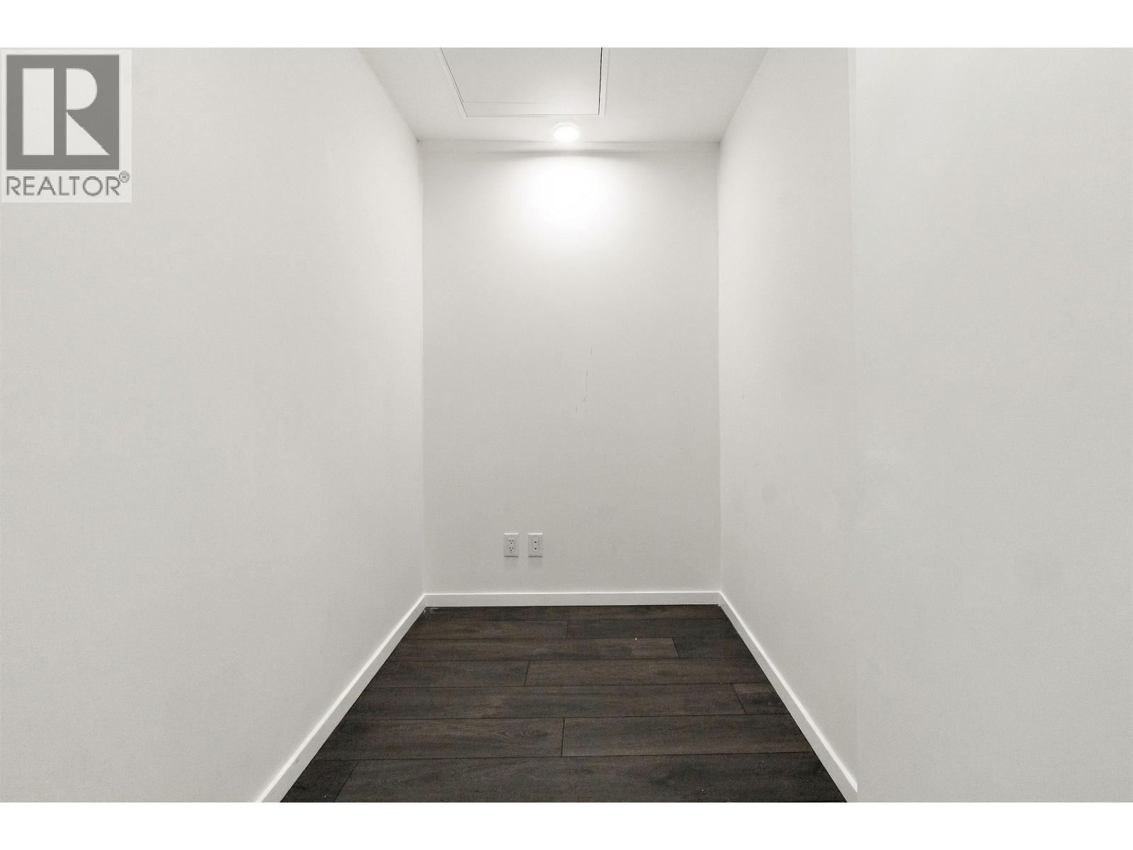 527 6300 Minoru Boulevard Property Photo 13