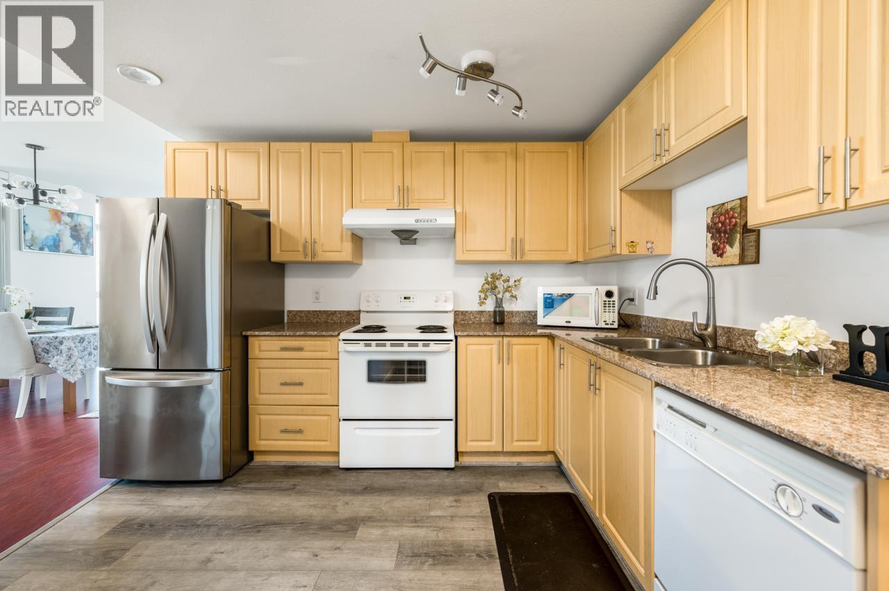1104 6133 Buswell Street Property Photo 6
