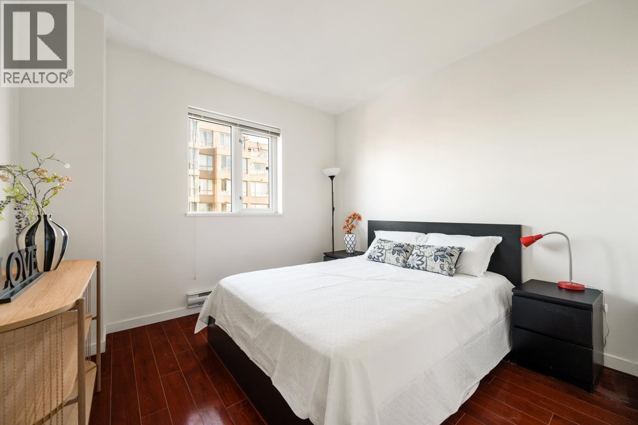 1104 6133 Buswell Street Property Photo 18