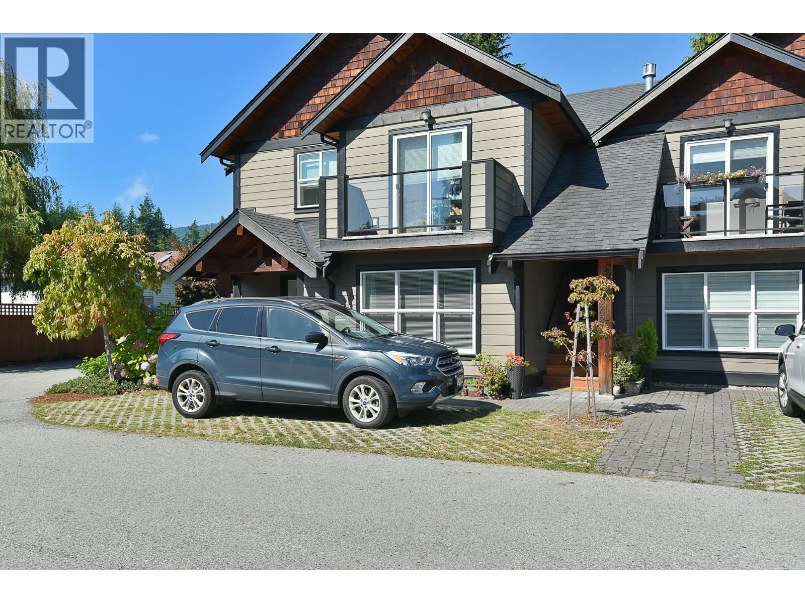 208 518 SHAW ROAD Property Photo 1