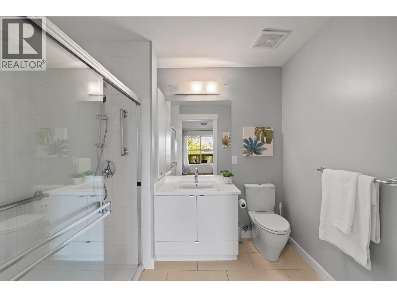 307 1468 St. Andrews Avenue Property Photo 12