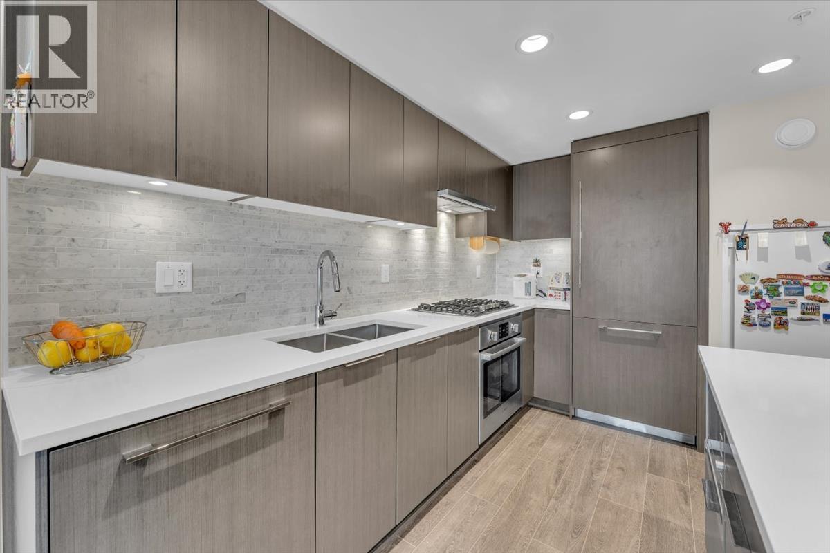 2507 1182 Westwood Street Property Photo 5