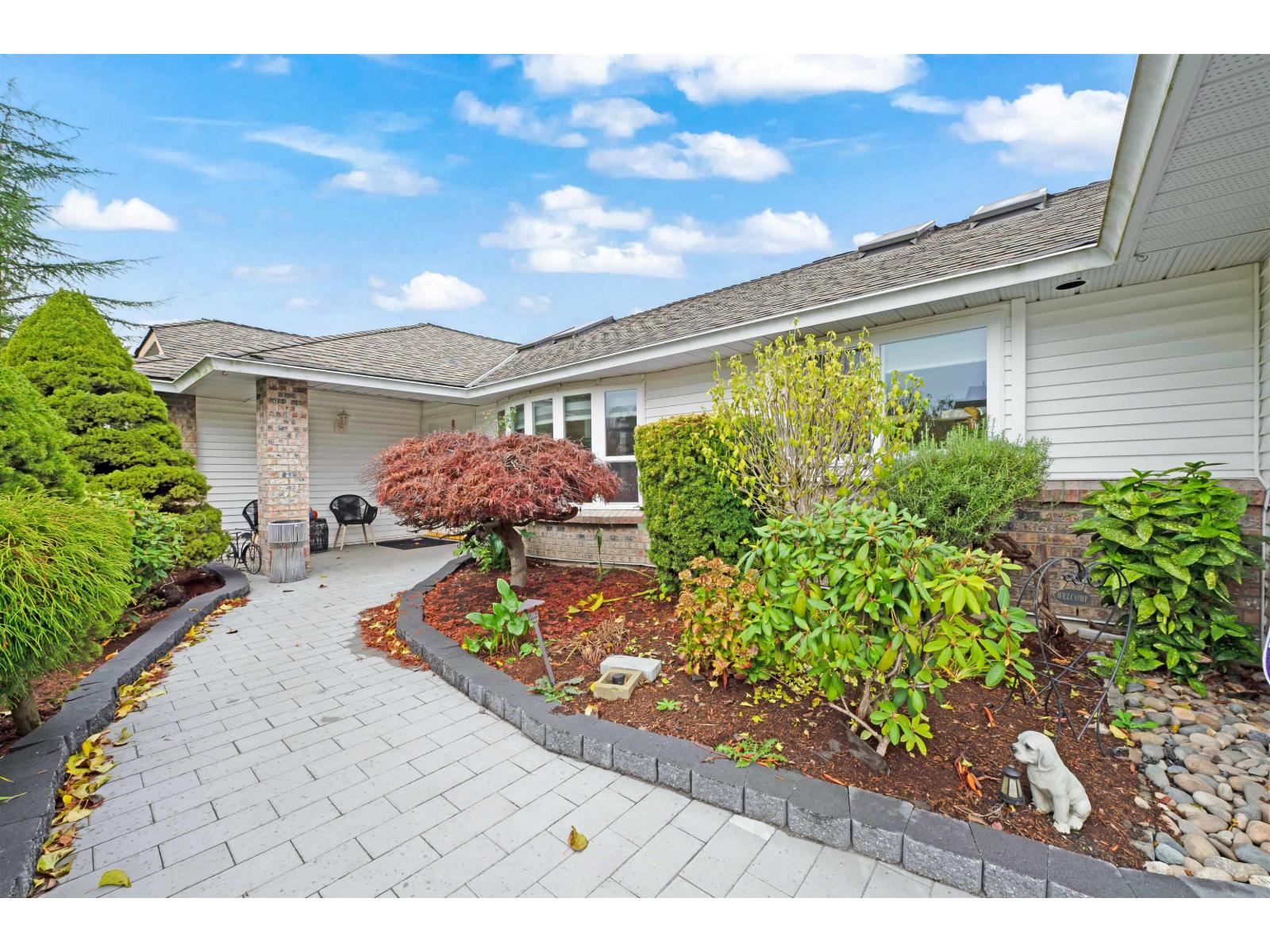 15435 Killarney Place Property Photo 2