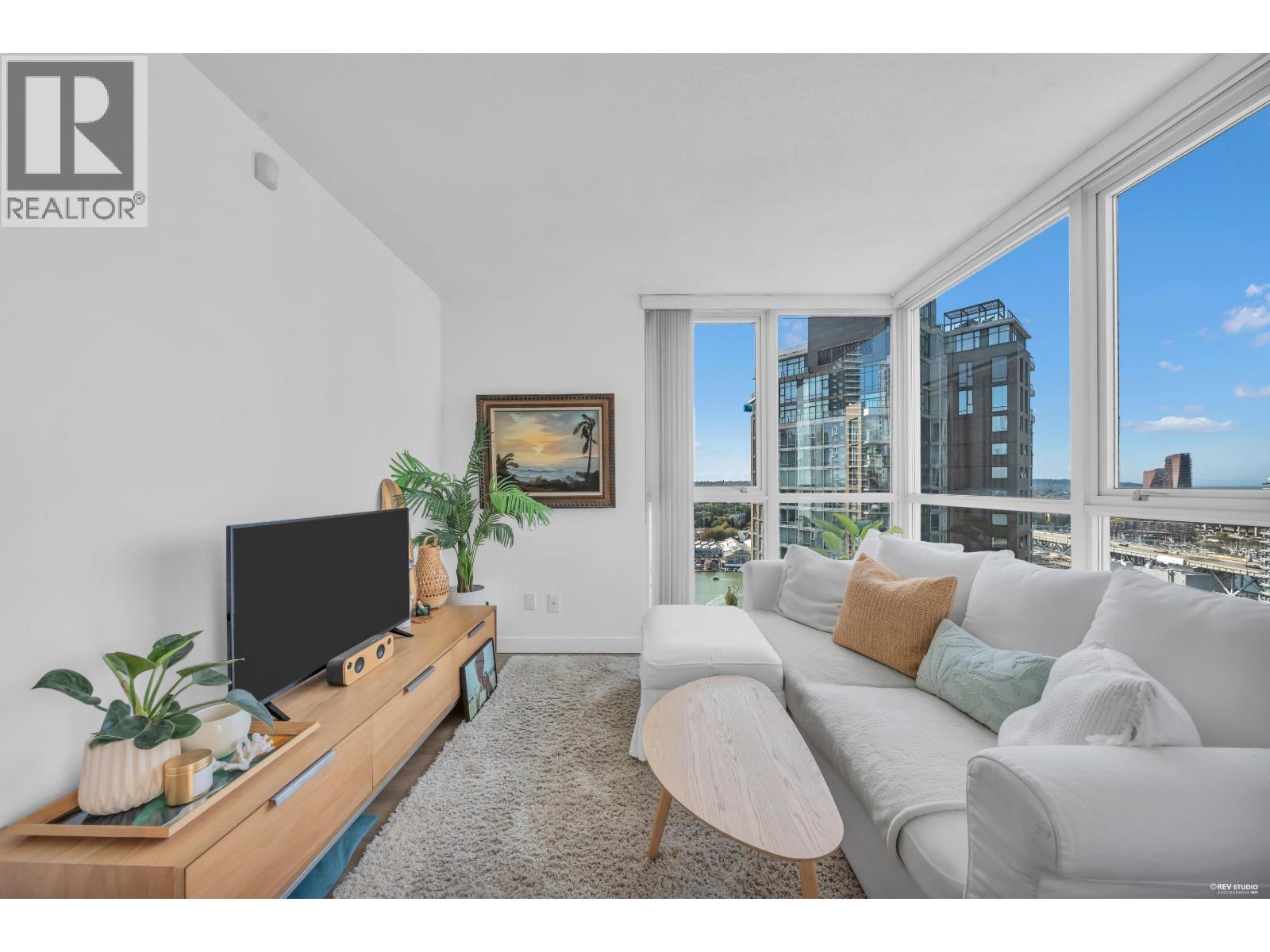 3005 1408 Strathmore Mews Property Photo 2