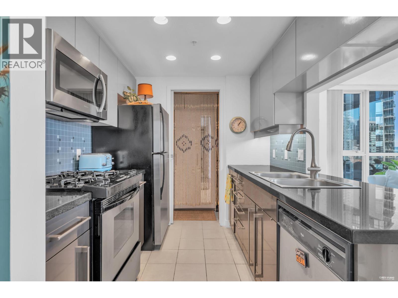 3005 1408 Strathmore Mews Property Photo 9