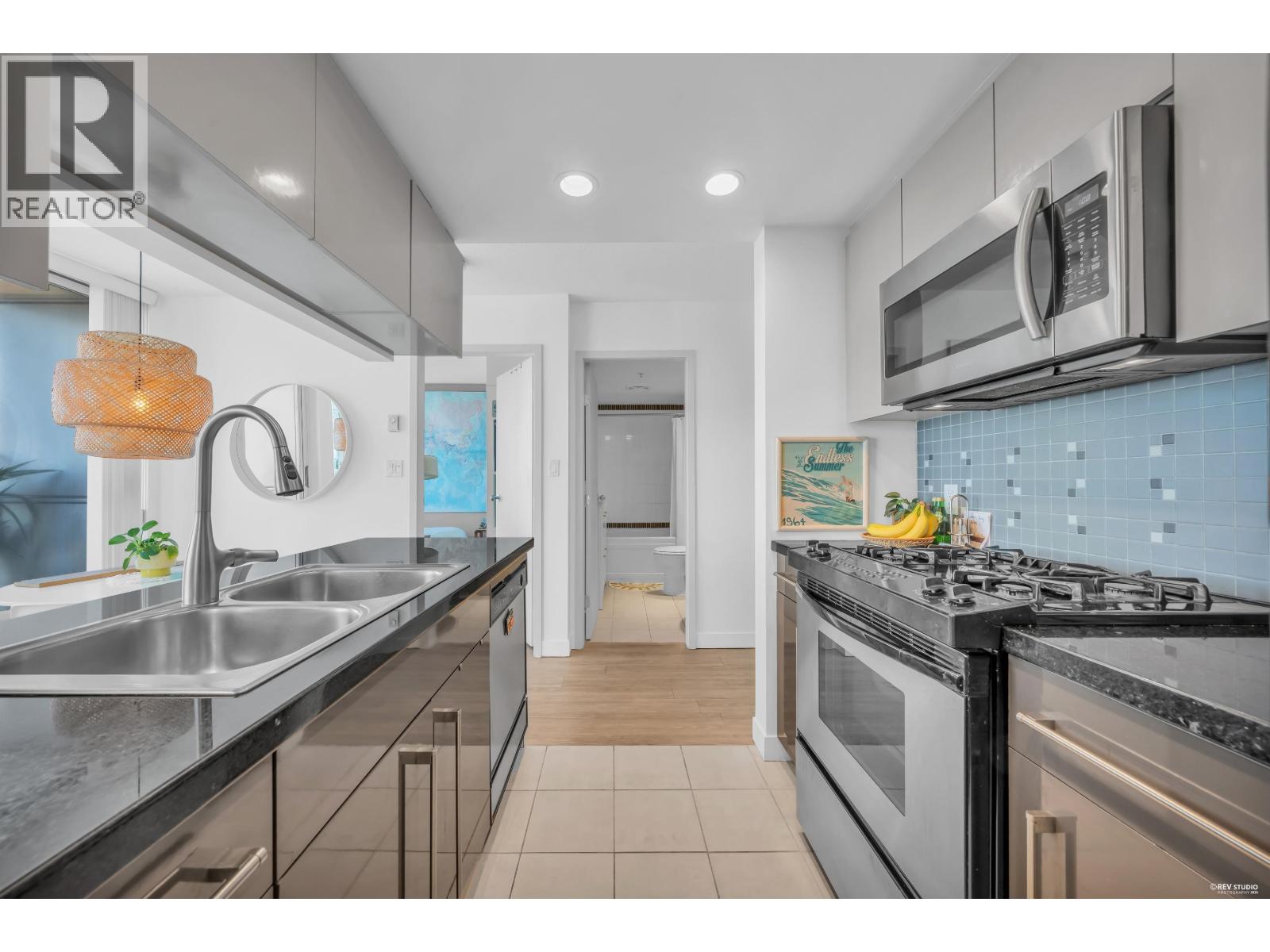 3005 1408 Strathmore Mews Property Photo 12